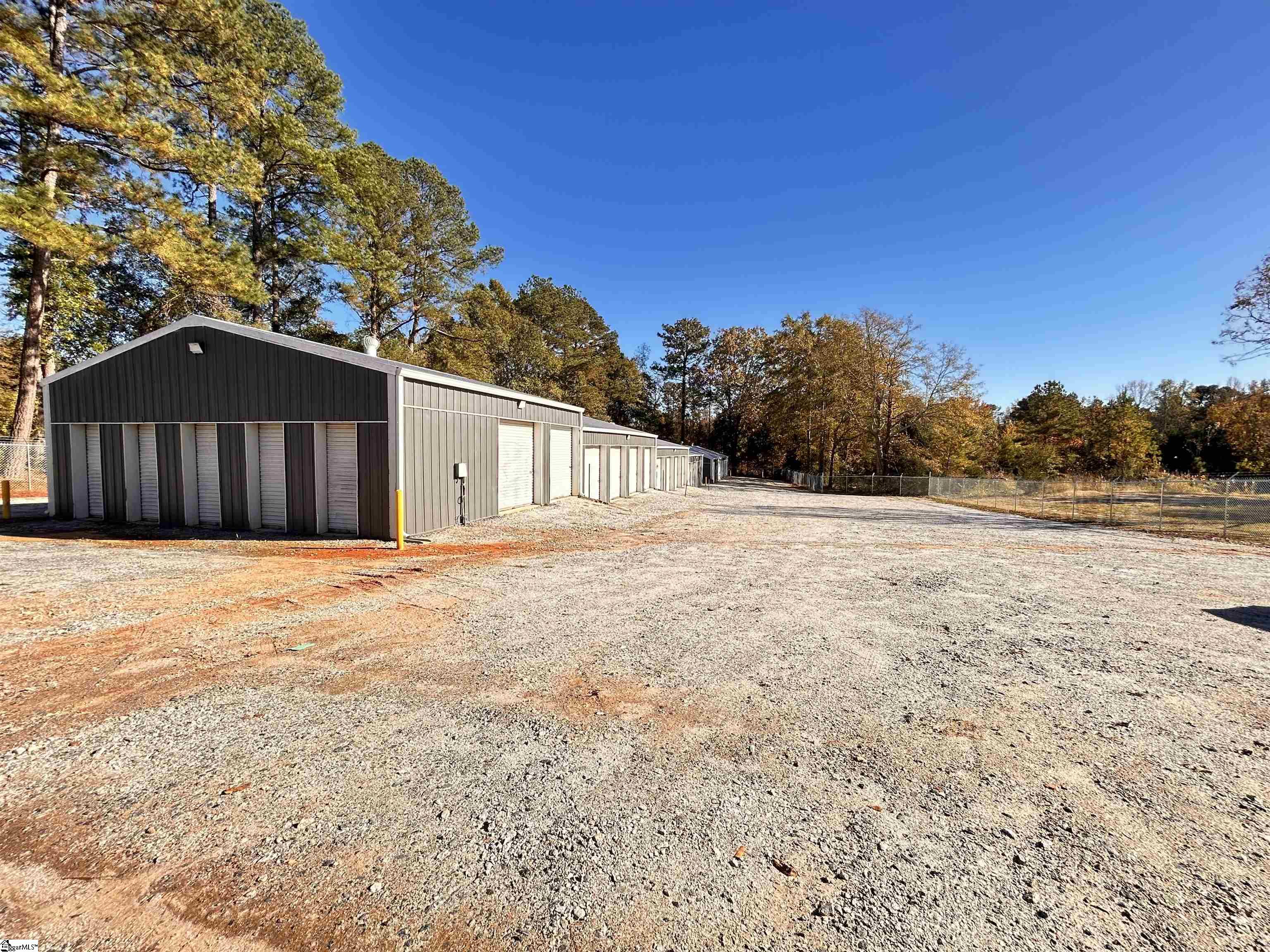 Homes for sale in Laurens, SC | 105 Henry St, Laurens, SC 29360 | MLS# 1573954