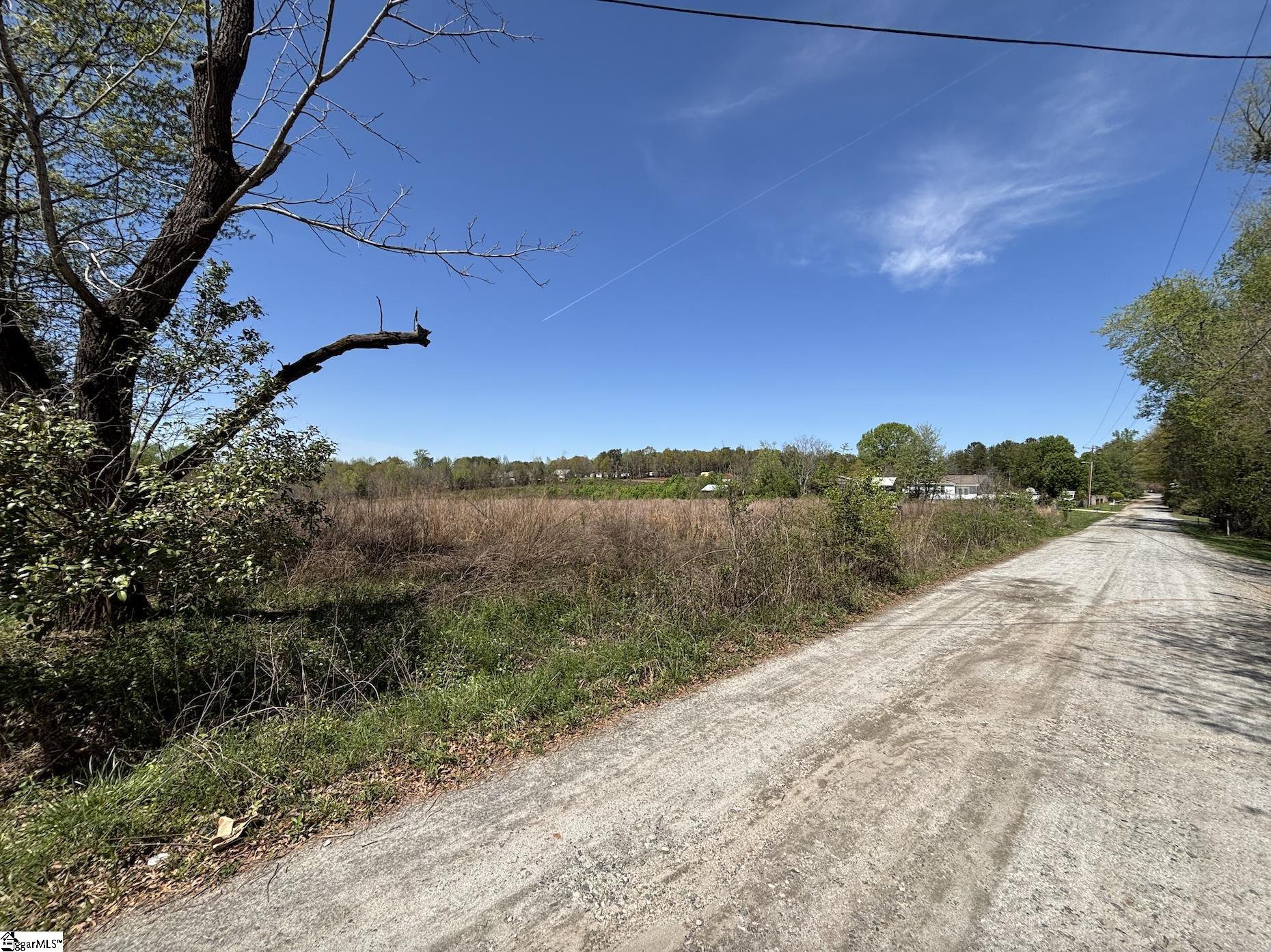 Homes for sale in Wellford, SC | 194 A Half Moon Rd, Wellford, SC 29385 | MLS# 1574046