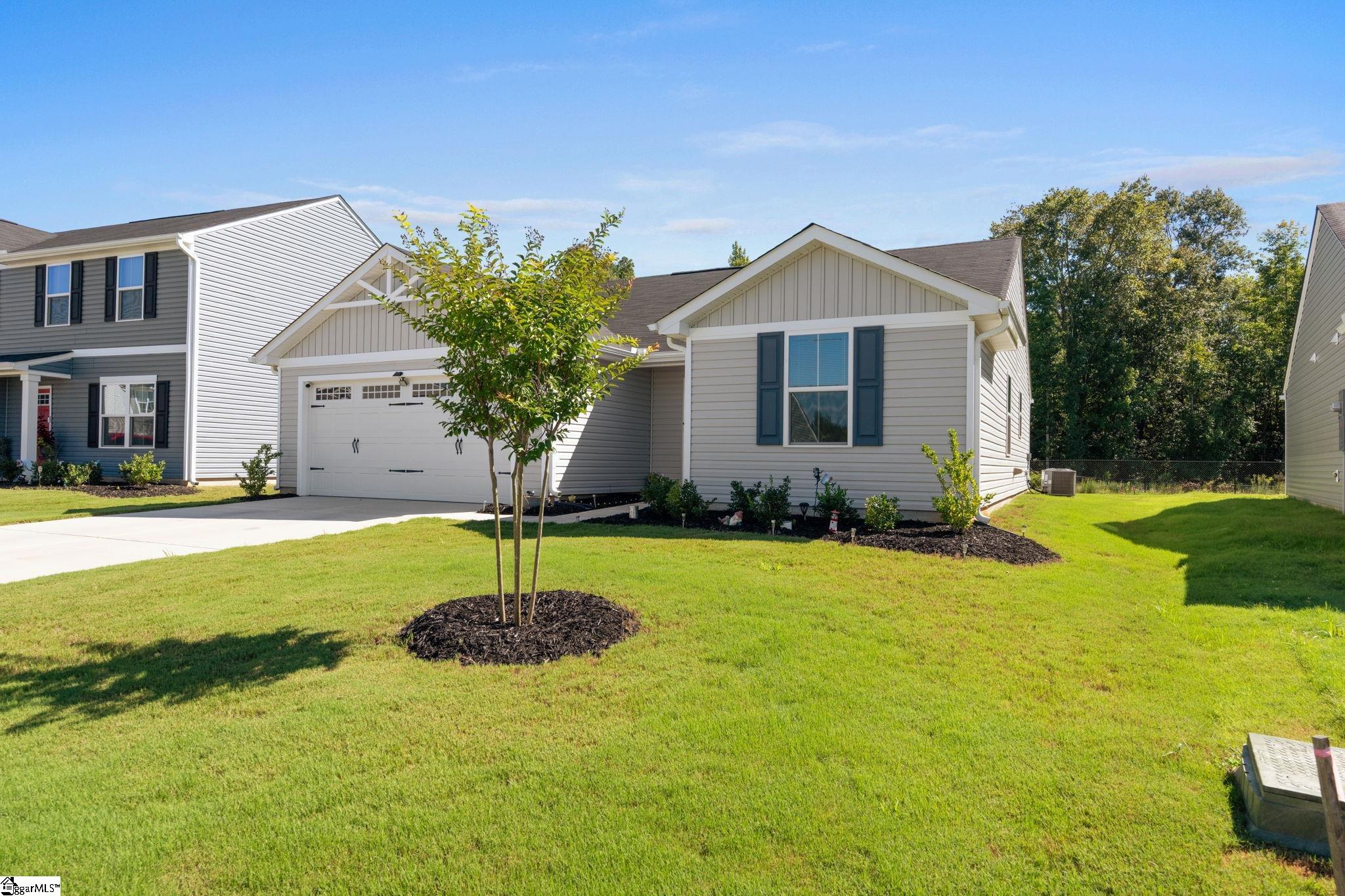 Homes for sale in Clinton, SC | 215 Highland Station Dr, Clinton, SC 29325 | MLS# 1574261