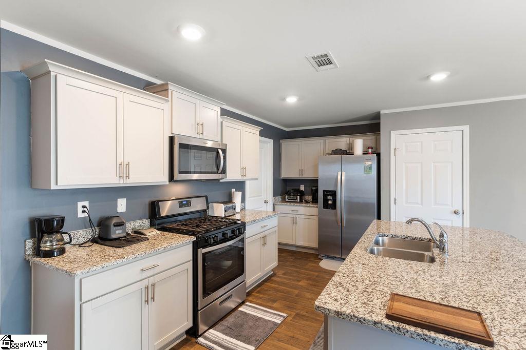 Homes for sale in Easley, SC | 769 Ashwood Way, Easley, SC 29640 | MLS# 1574385