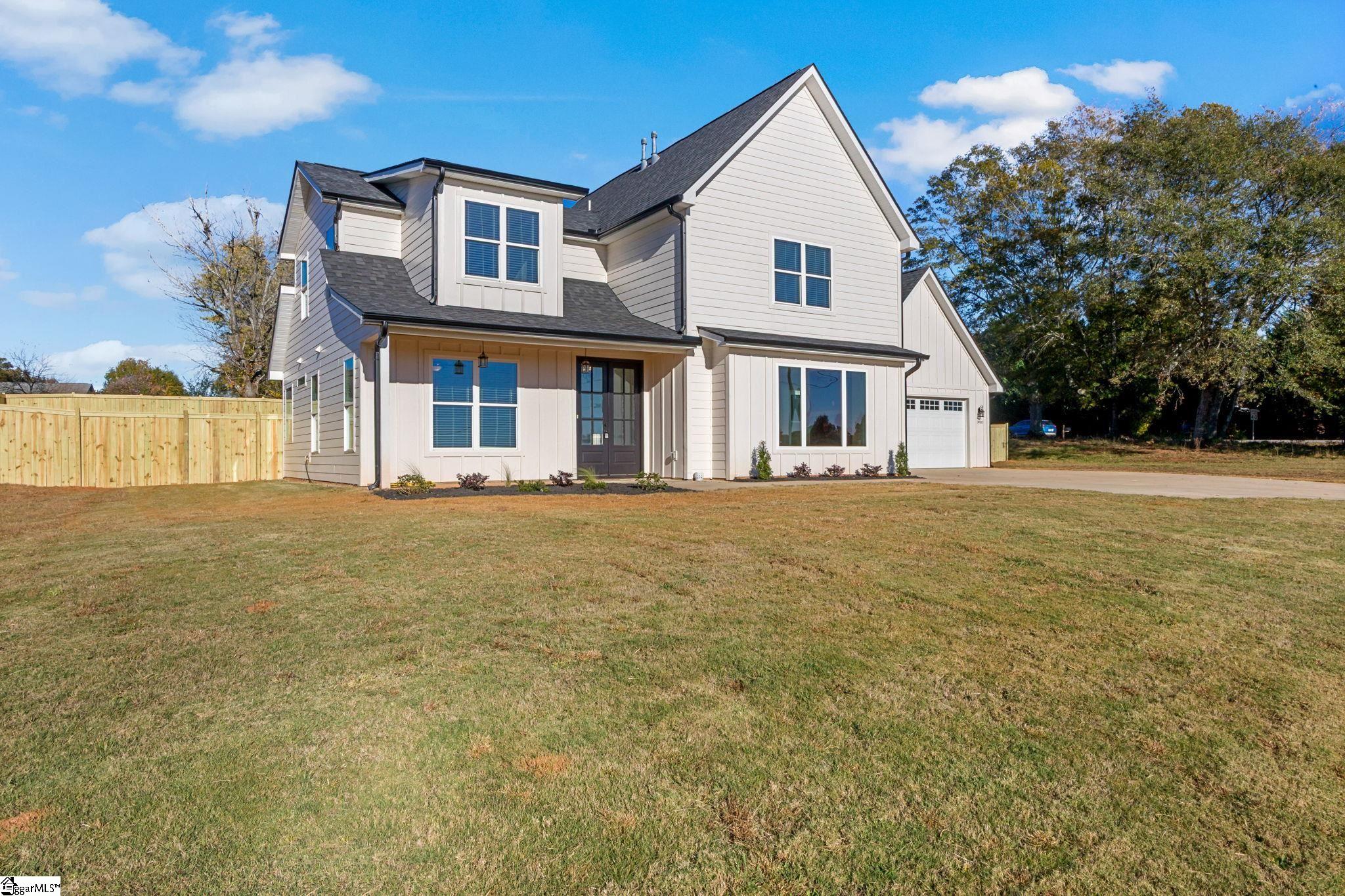 Homes for sale in Greer, SC | 3400 Pennington Rd, Greer, SC 29651 | MLS# 1574410