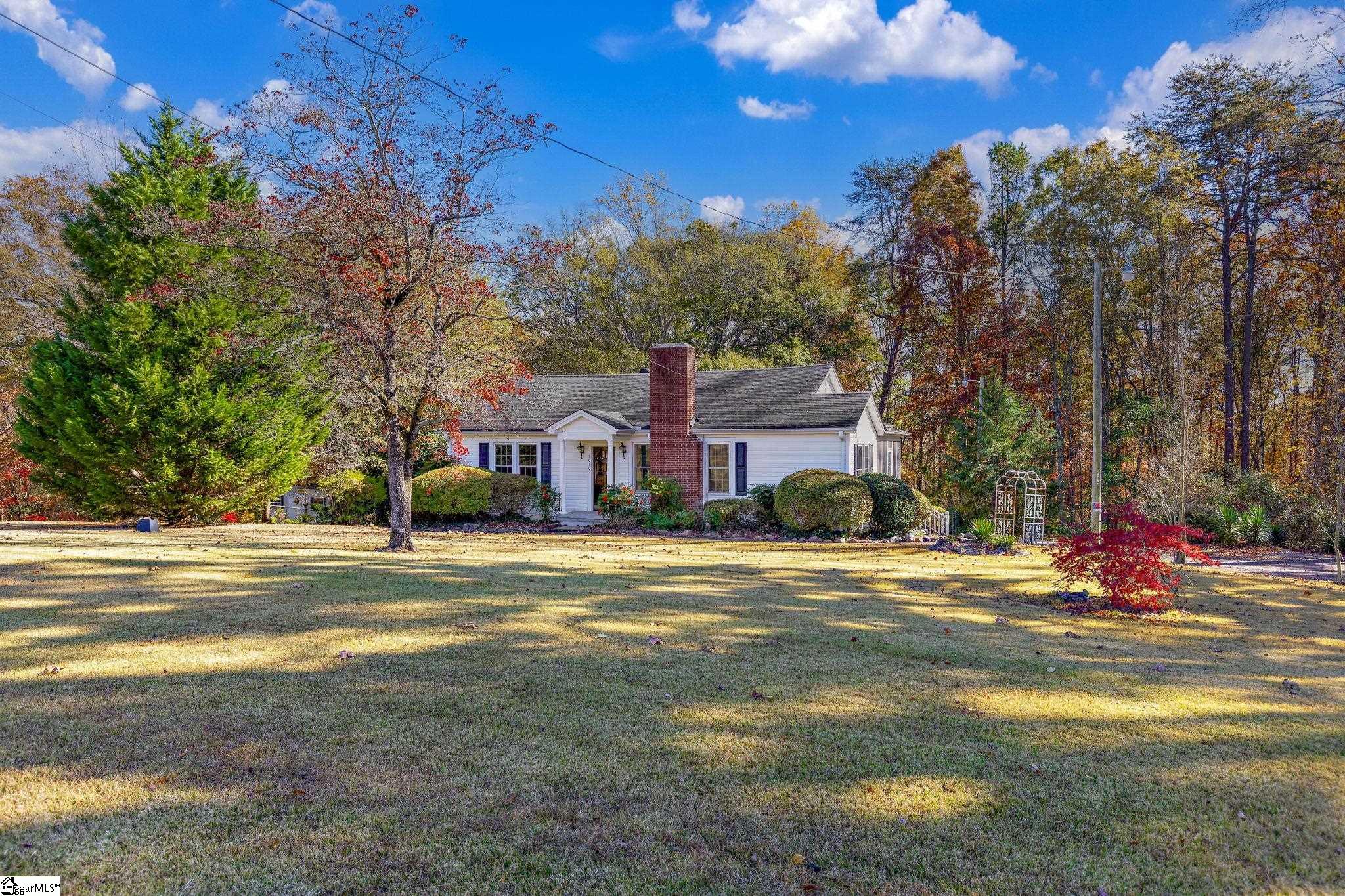 Homes for sale in Easley, SC | 1610 Saluda Dam Rd, Easley, SC 29640 | MLS# 1574521