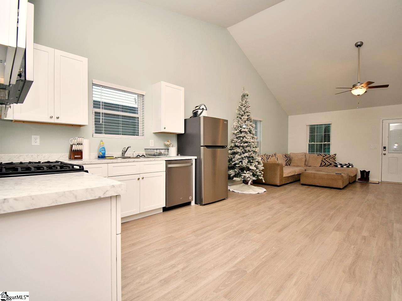 Homes for sale in Clinton, SC | 217 Brandi Ln, Clinton, SC 29325 | MLS# 1574717