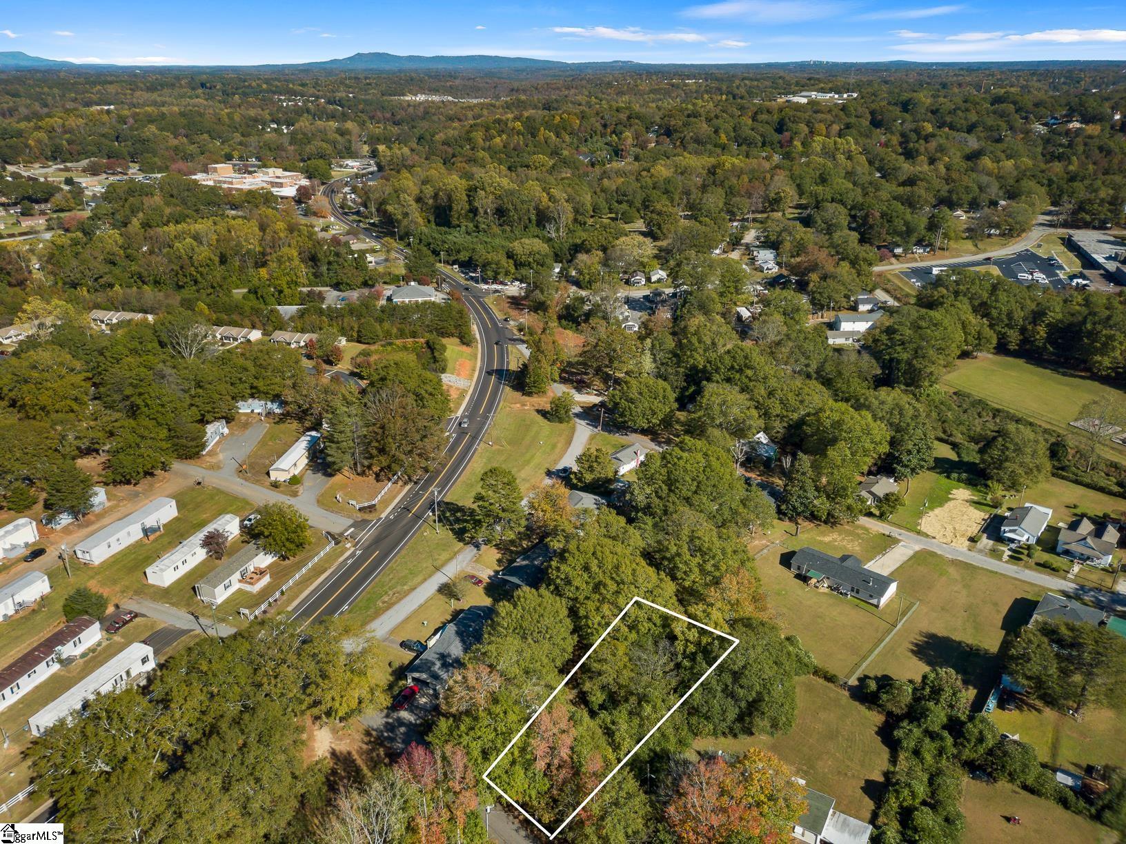 Homes for sale in Easley, SC | 110 N 6Th St, Easley, SC 29640 | MLS# 1574754