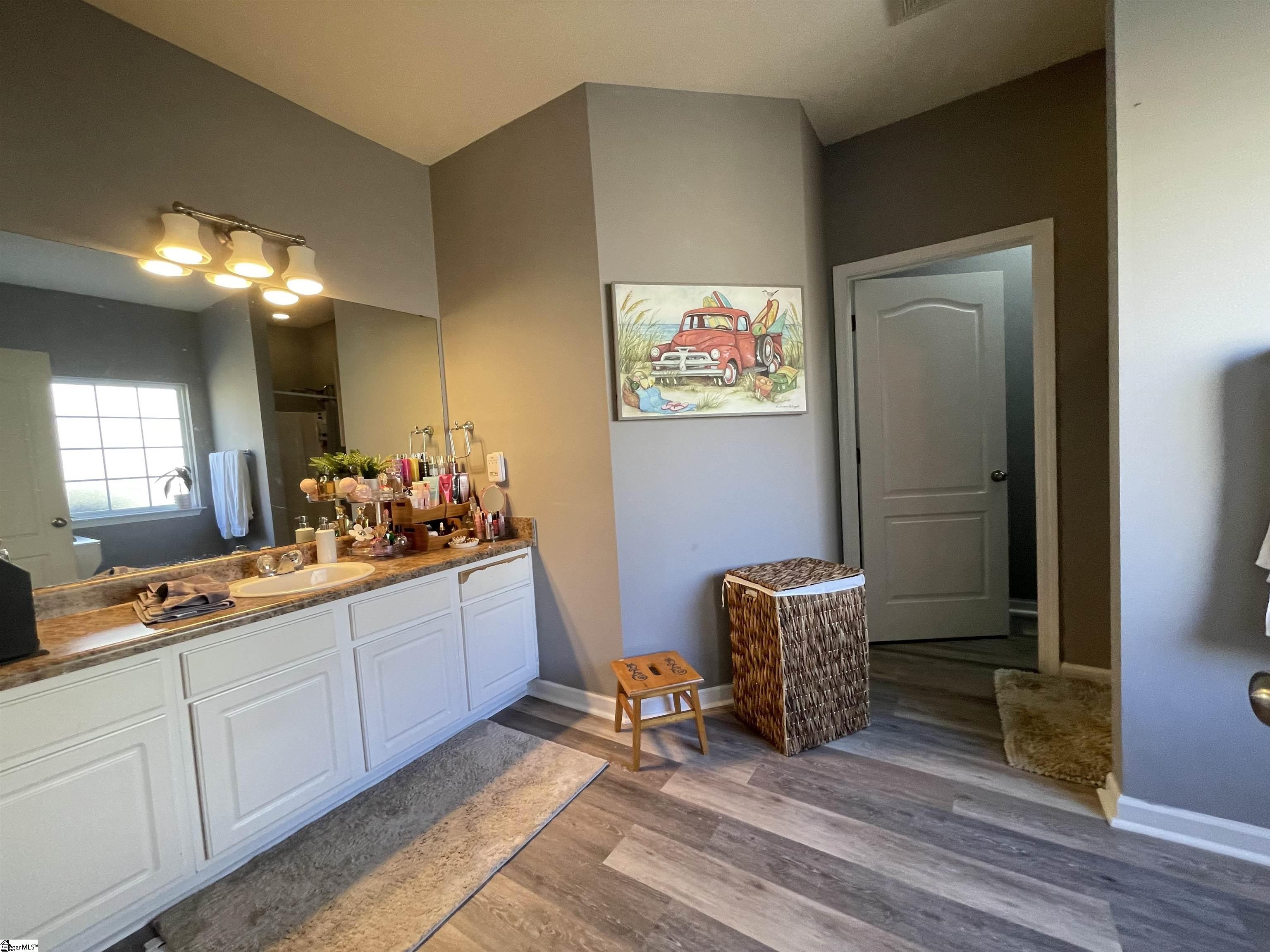 214 Rachel Evans Drive Boiling Springs, SC 29316-8395
