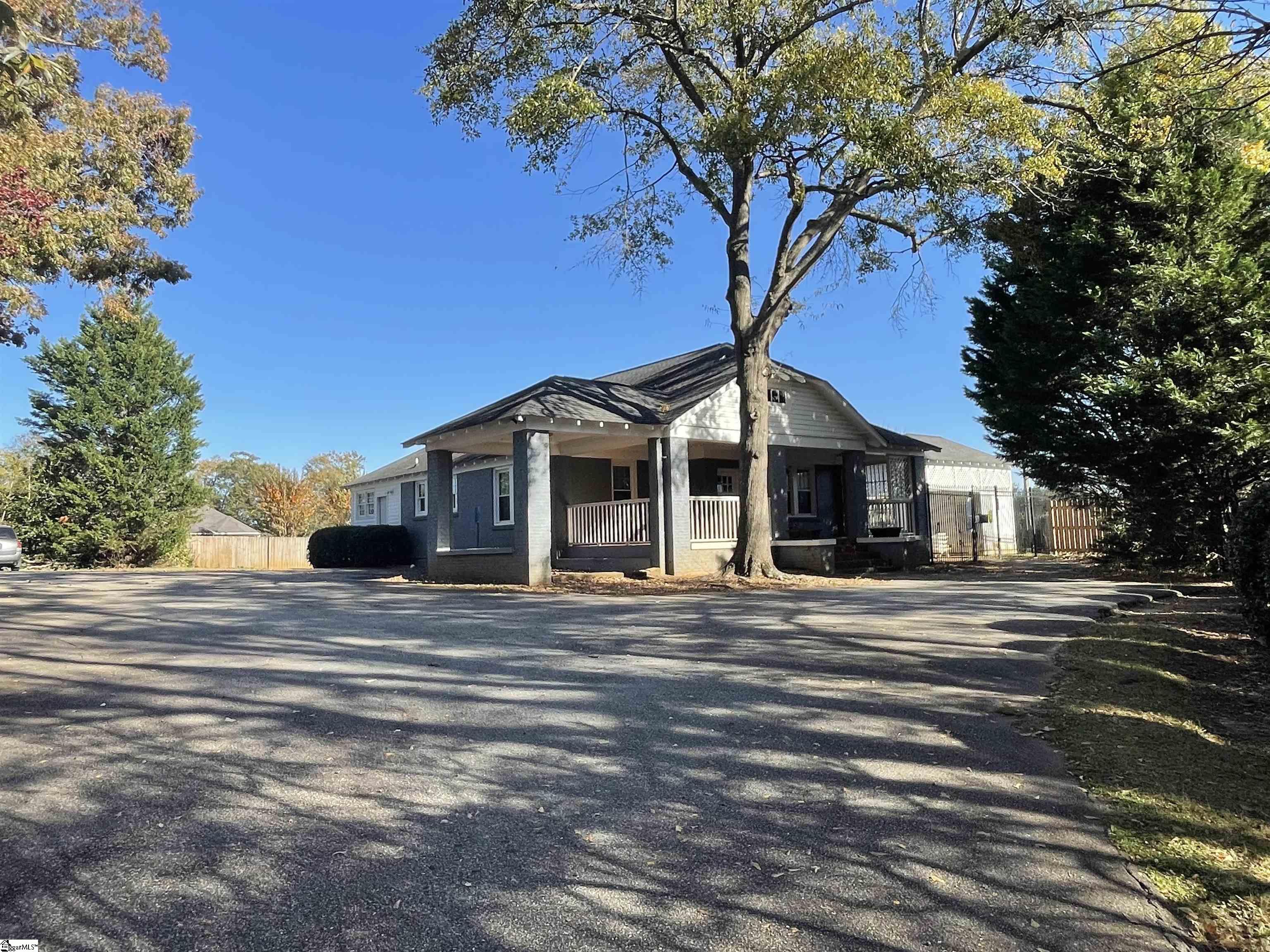 214 Rachel Evans Drive Boiling Springs, SC 29316-8395