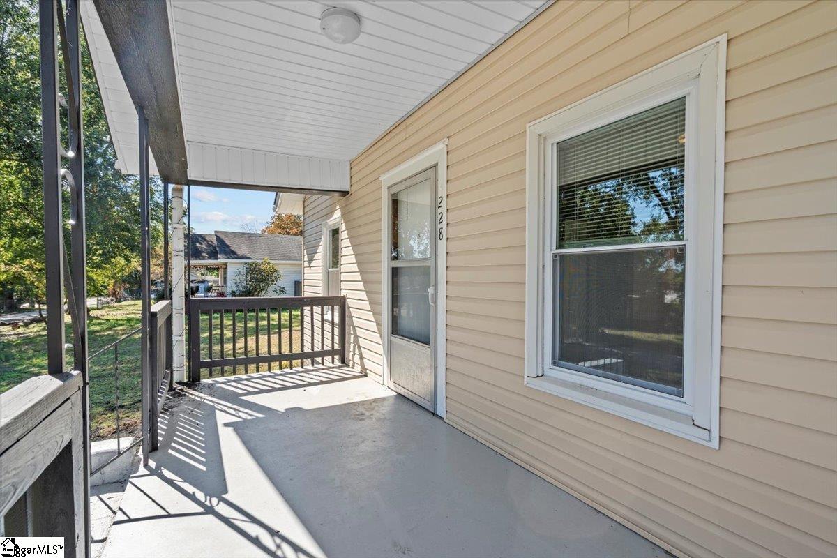 Homes for sale in Spartanburg, SC | 228 Grandview Dr, Spartanburg, SC 29303 | MLS# 1574841