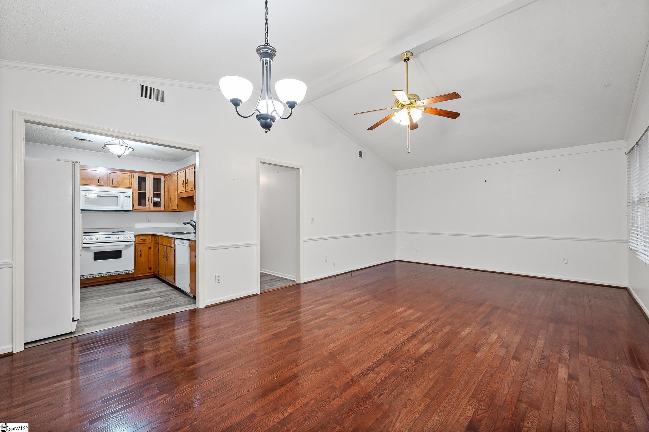 Homes for sale in Easley, SC | 106 Sunningdale Ct, Easley, SC 29642 | MLS# 1574902