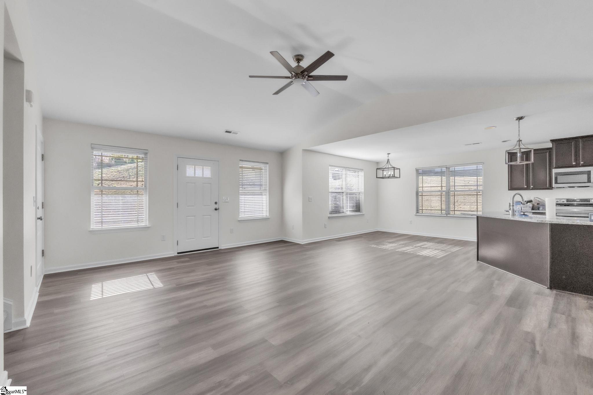 Homes for sale in Greer, SC | 143 Autumn Hill Rd, Greer, SC 29651 | MLS# 1574972