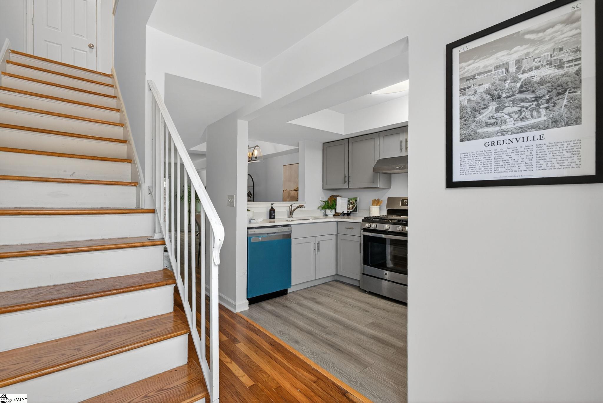 2530 E North Street UNIT Unit 14-L Greenville, SC 29615