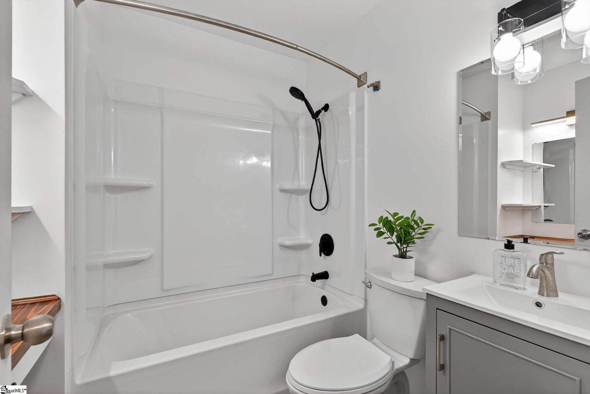 2530 E North Street UNIT Unit 14-L Greenville, SC 29615
