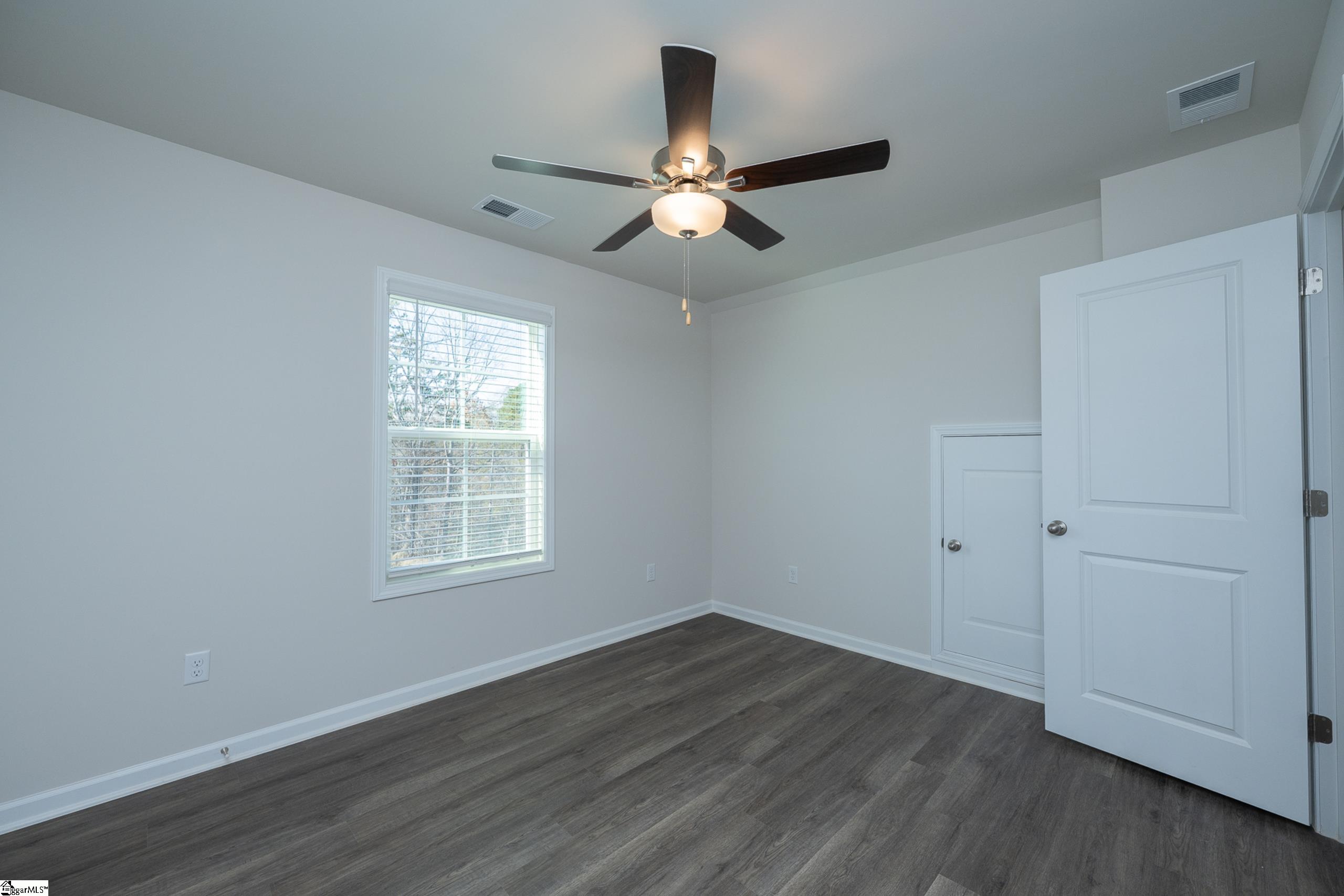 221 Waltham Court Greenville, SC 29617