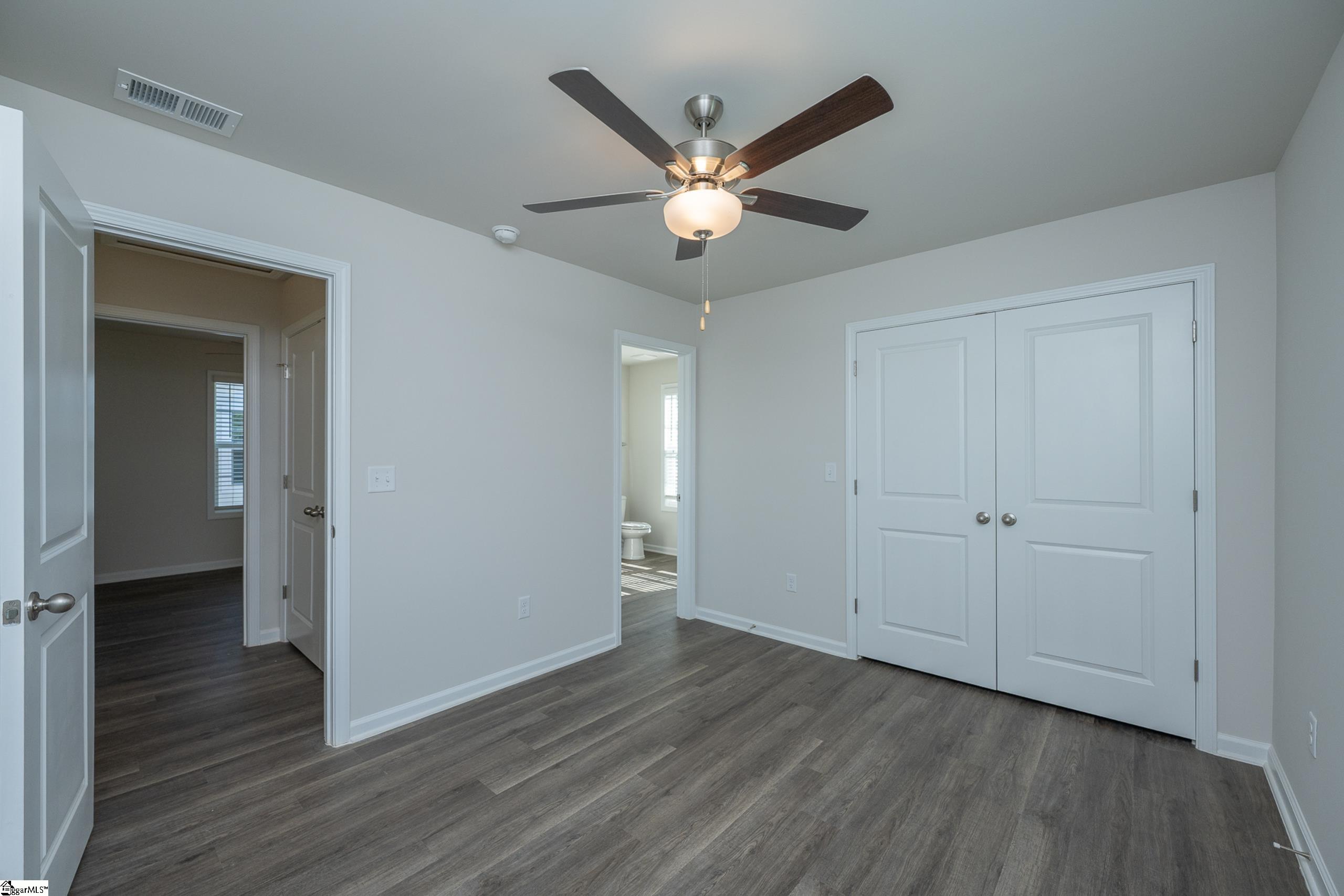 221 Waltham Court Greenville, SC 29617