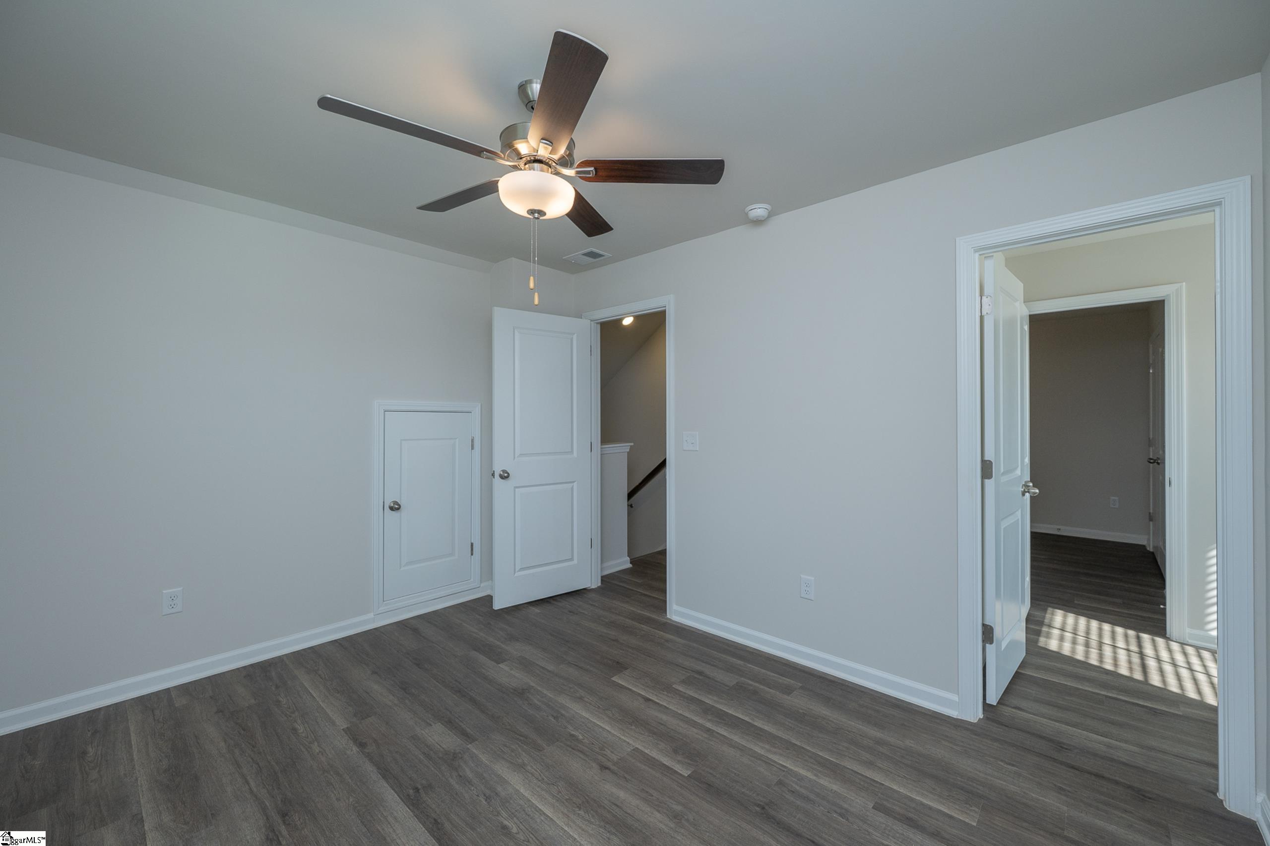 221 Waltham Court Greenville, SC 29617