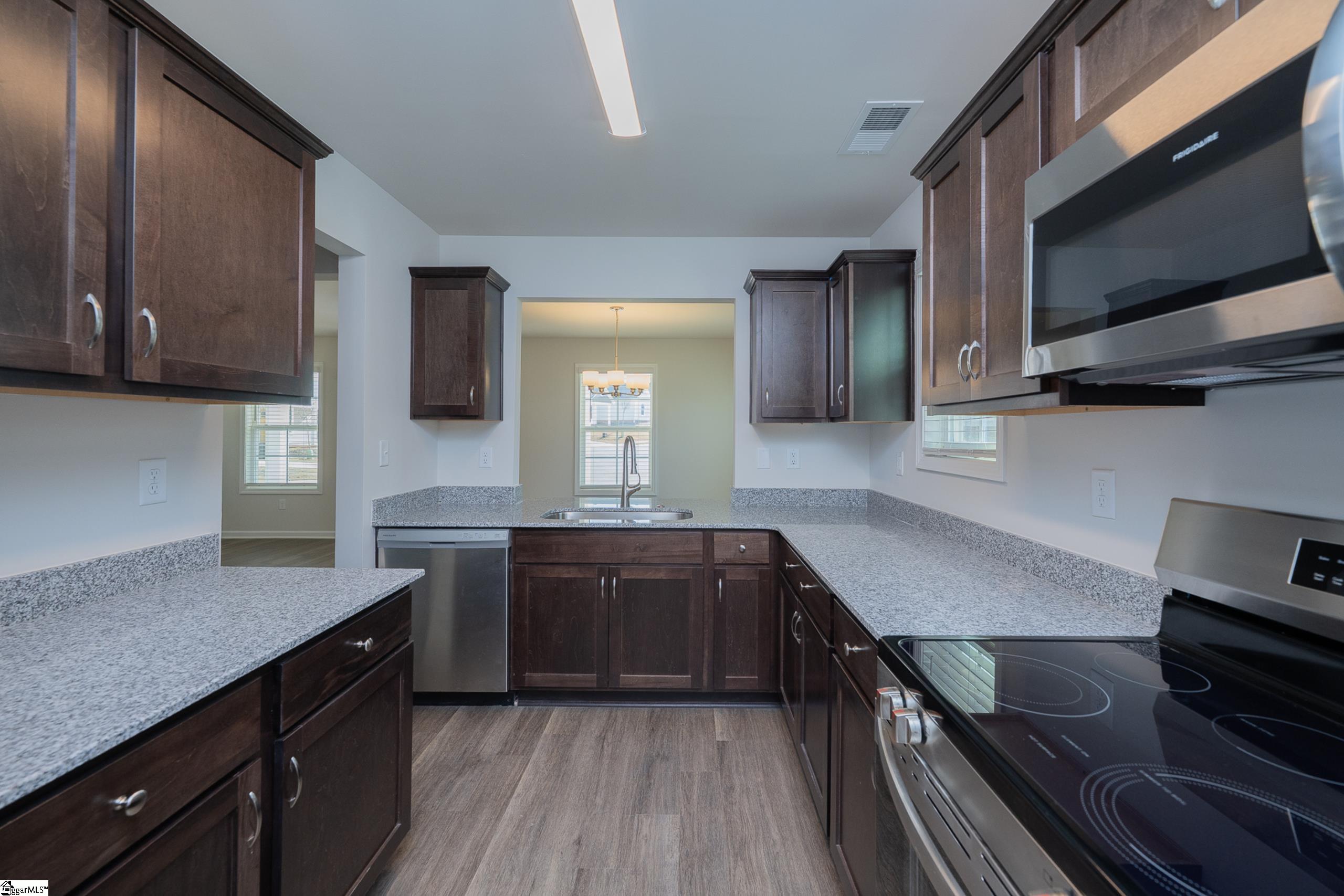 221 Waltham Court Greenville, SC 29617