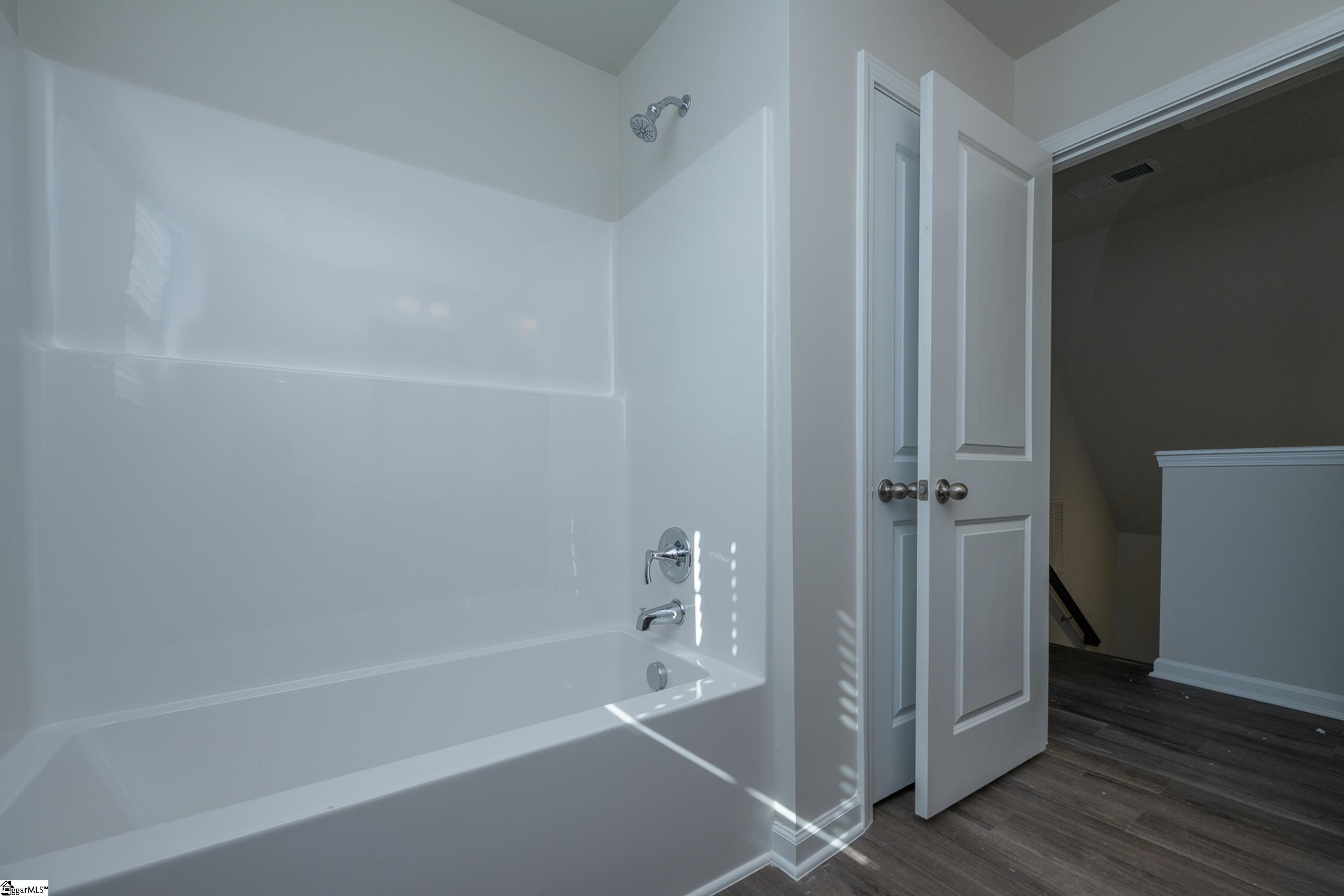 207 Waltham Court Greenville, SC 29617
