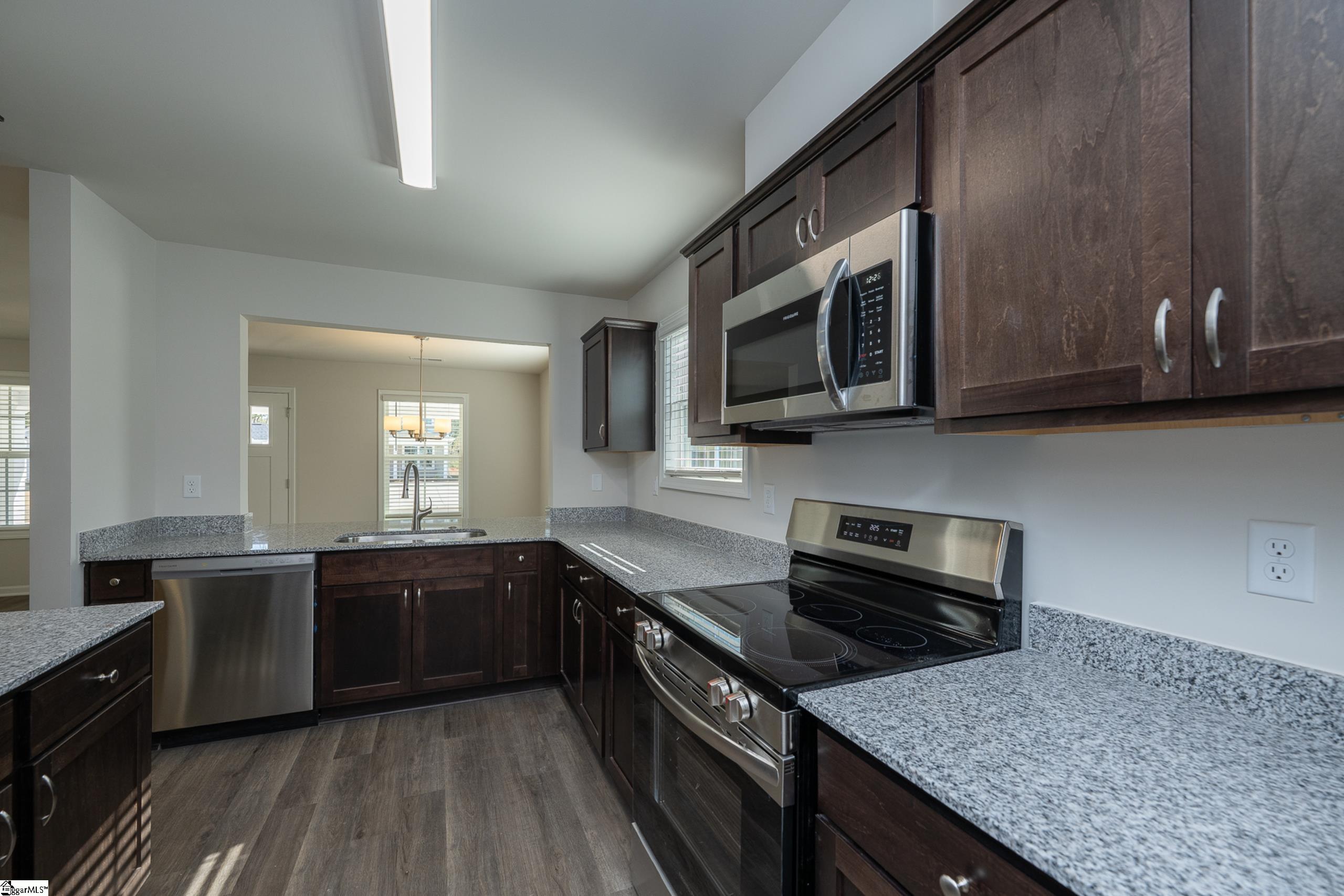 207 Waltham Court Greenville, SC 29617
