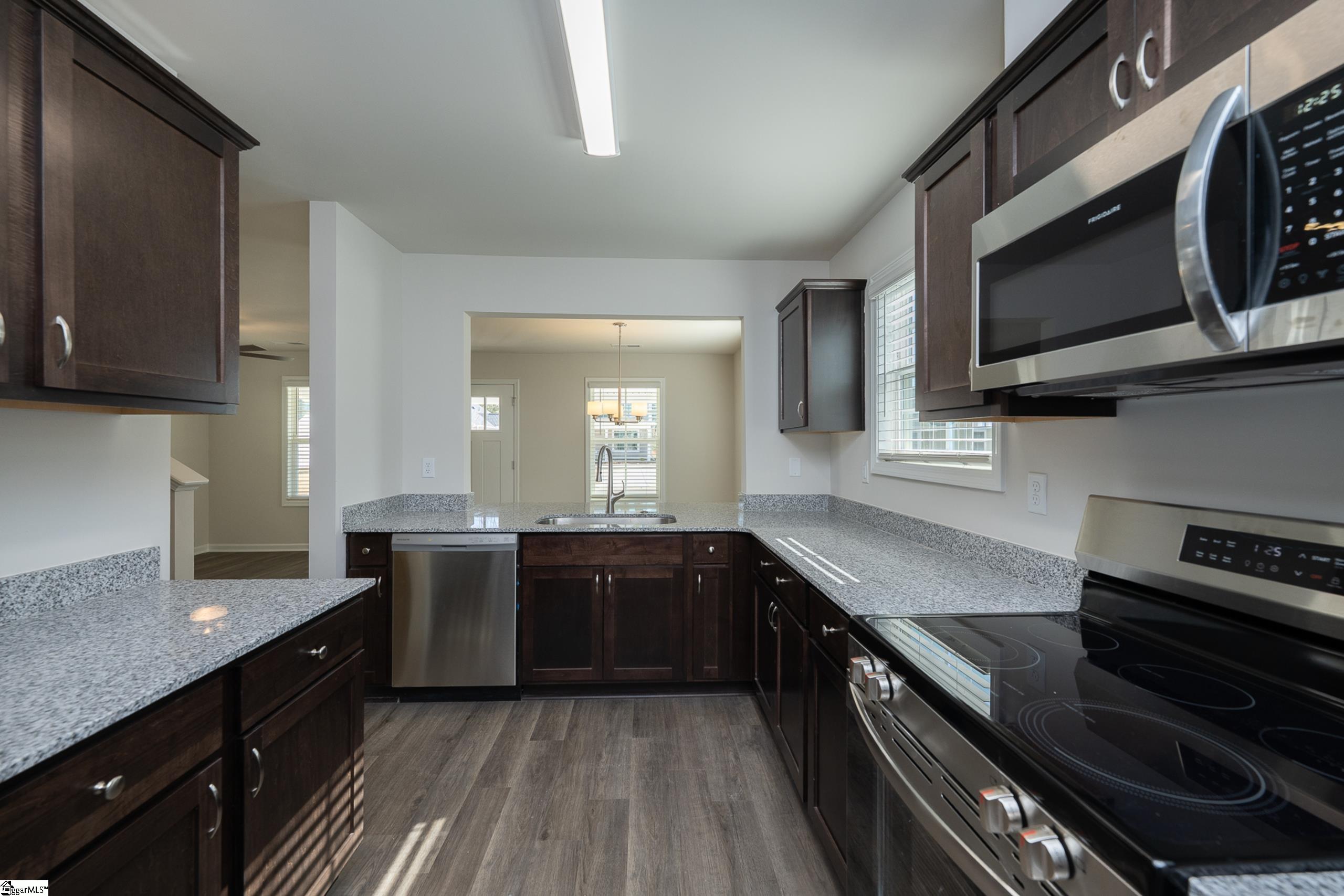 207 Waltham Court Greenville, SC 29617