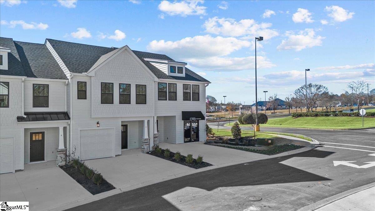 Homes for sale in Simpsonville, SC | 4 Redfield Pl, Simpsonville, SC 29681 | MLS# 1576438