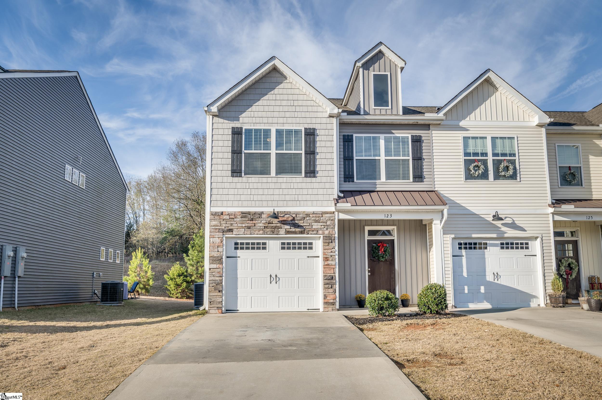 Homes for sale in Piedmont, SC | 123 Rushing Creek Ln, Piedmont, SC 29673 | MLS# 1577344