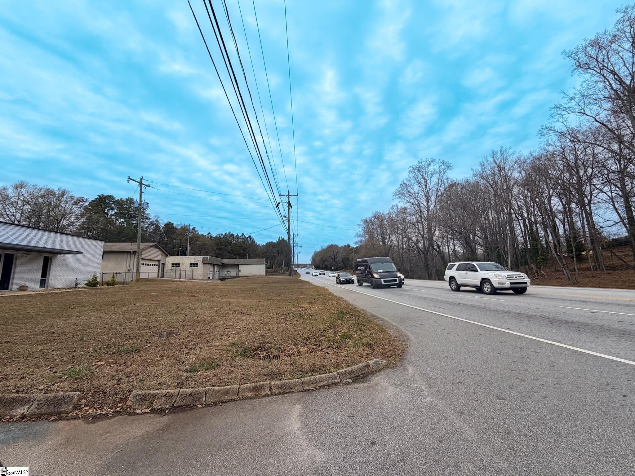 2723B Poinsett Highway Greenville, SC 29609