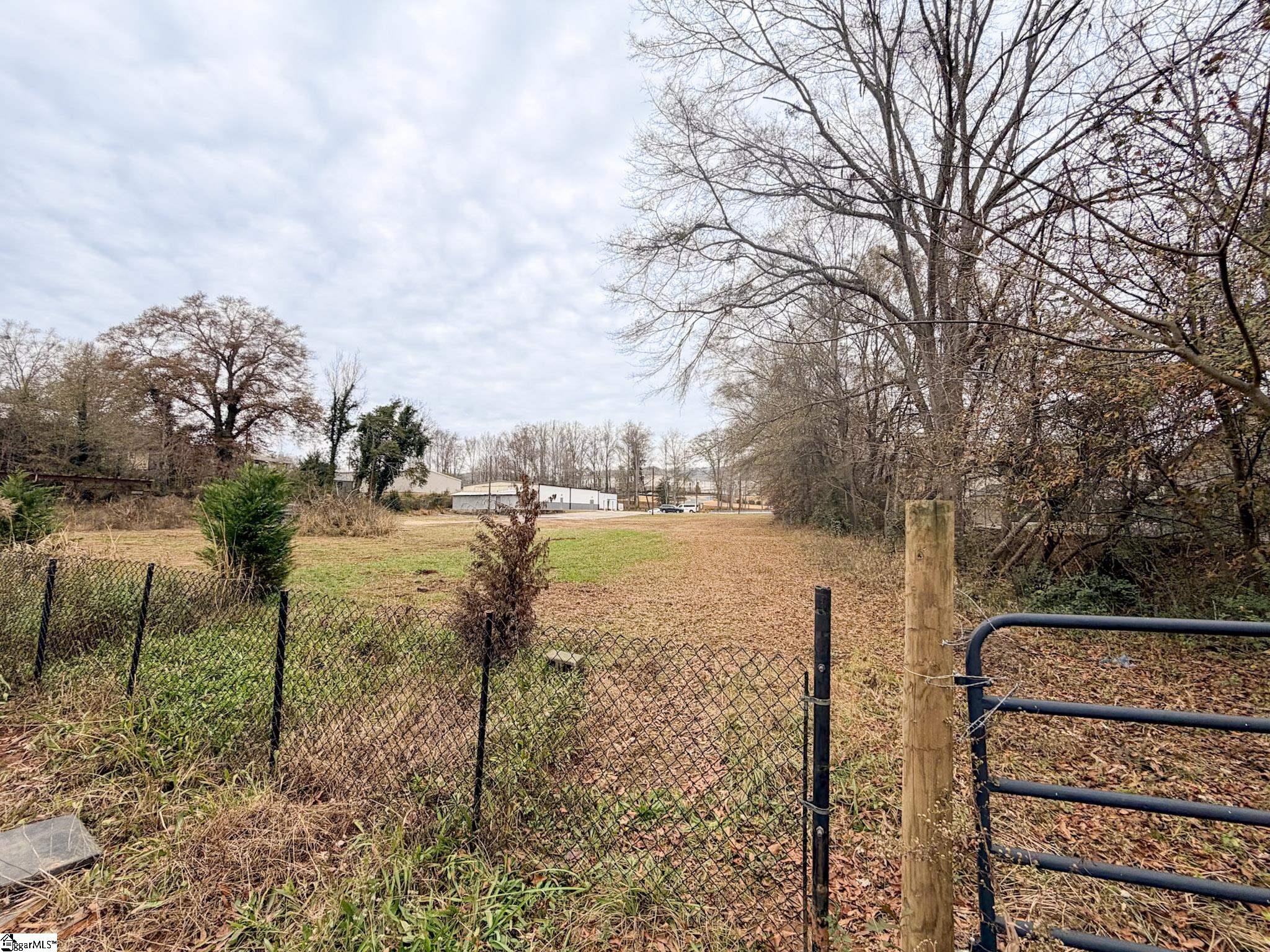 2723B Poinsett Highway Greenville, SC 29609