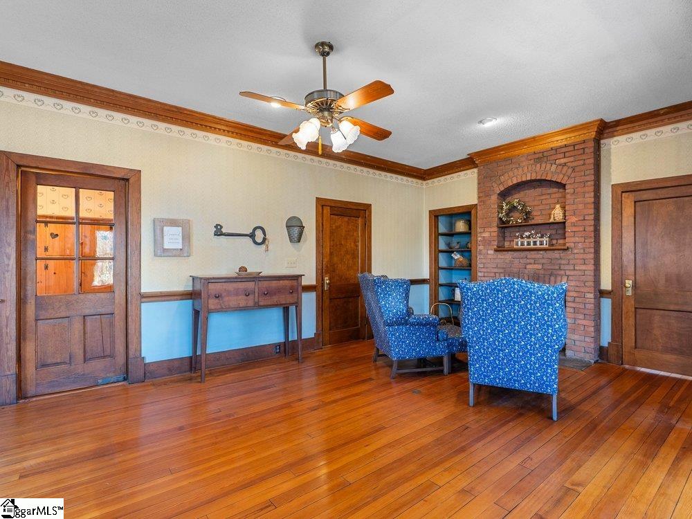 44 Bickford Avenue Tryon, NC 28782