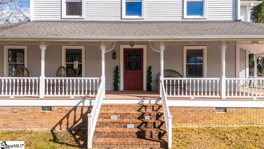 44 Bickford Avenue Tryon, NC 28782