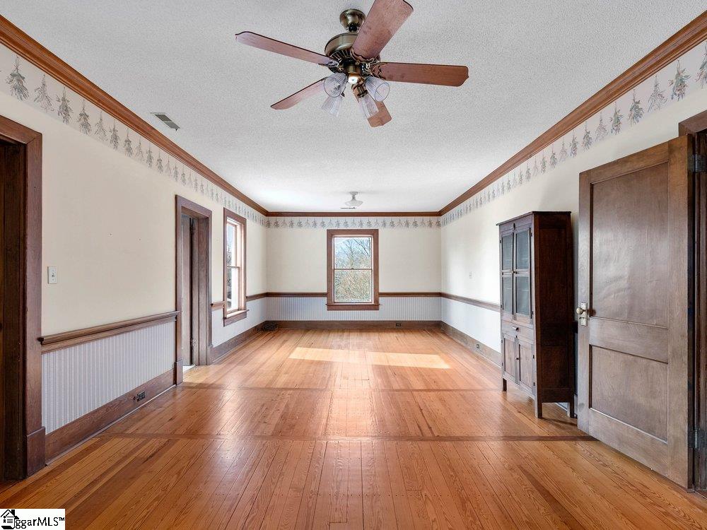 44 Bickford Avenue Tryon, NC 28782