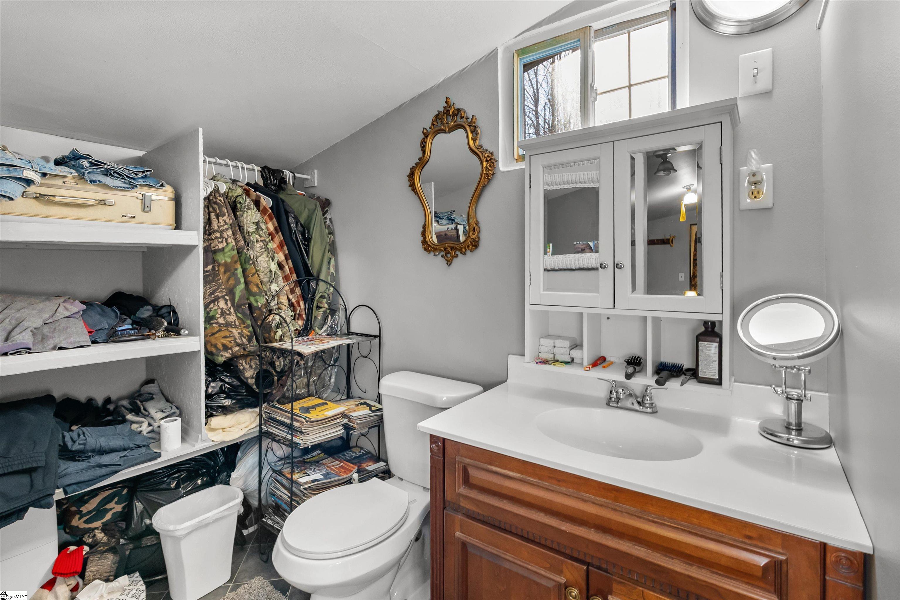 Homes for sale in Gray Court, SC | 413 Edisto Rd, Gray Court, SC 29645 | MLS# 1578191