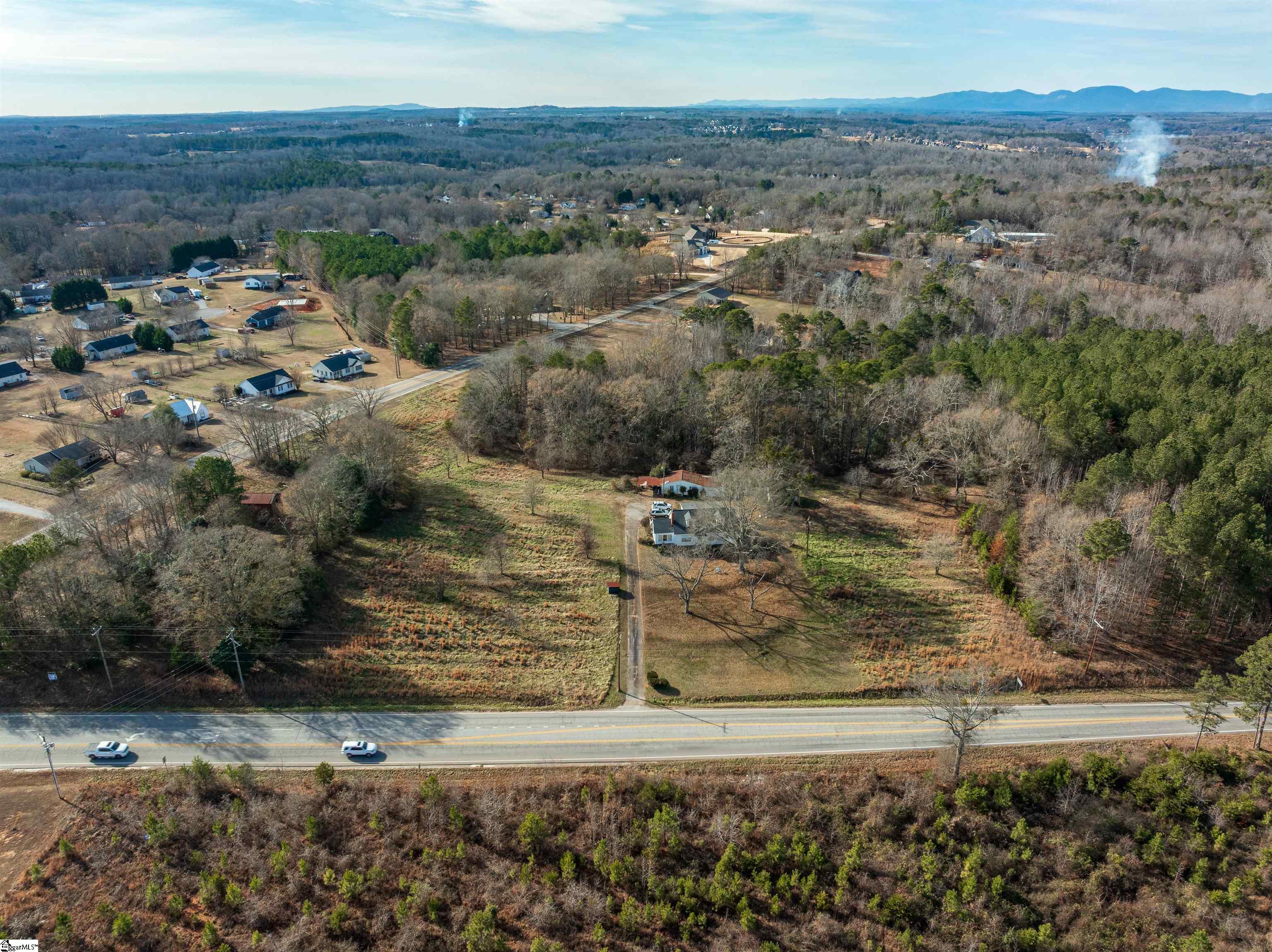 1741 Rainbow Lake Road Chesnee, SC 29323-9615