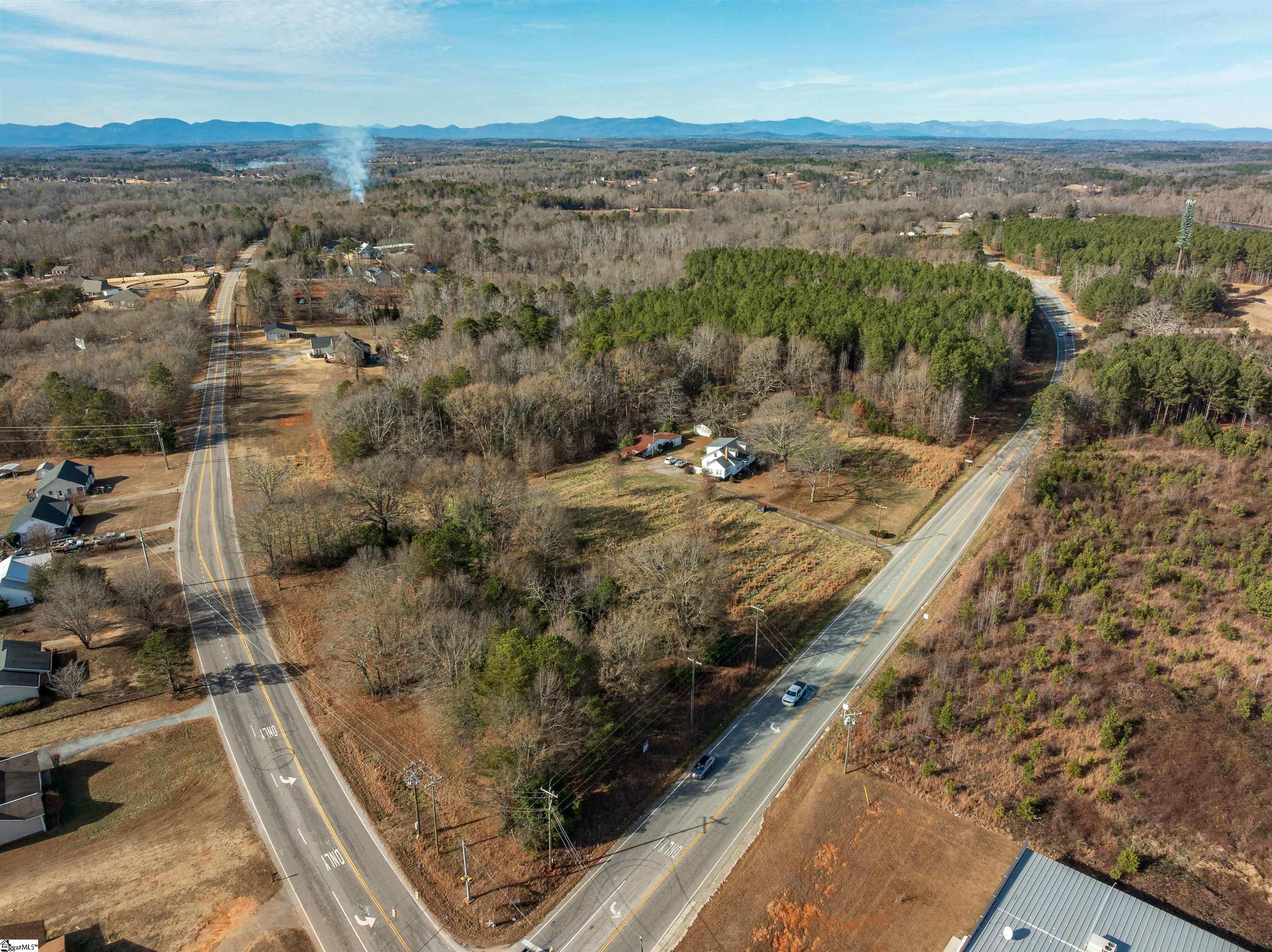 1741 Rainbow Lake Road Chesnee, SC 29323-9615