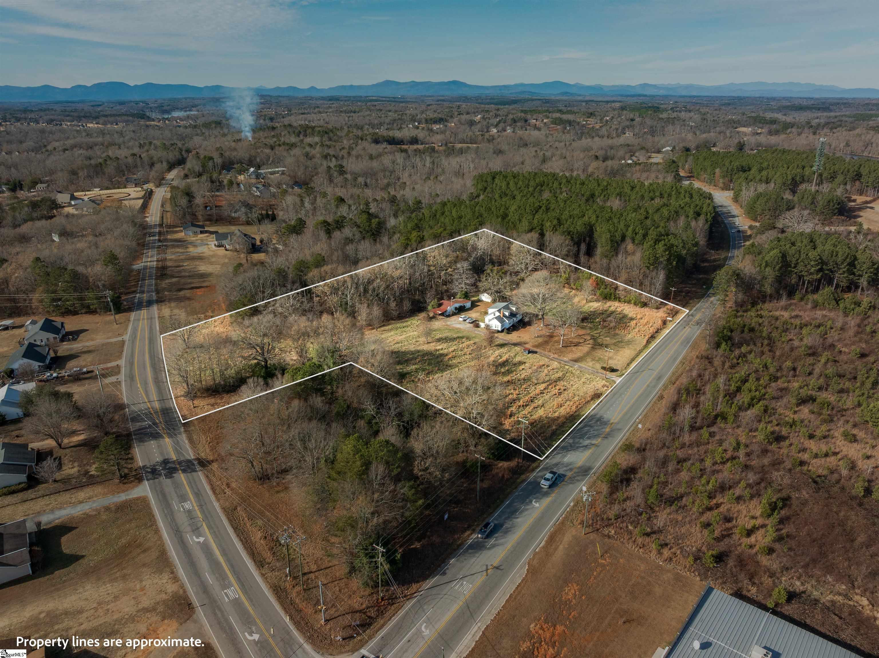 1741 Rainbow Lake Road Chesnee, SC 29323-9615