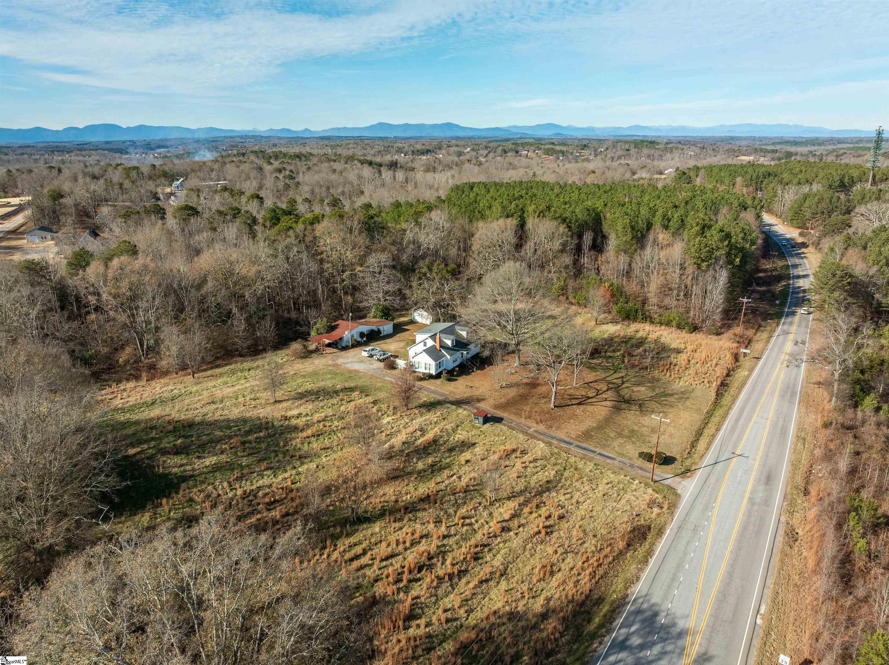 1741 Rainbow Lake Road Chesnee, SC 29323-9615