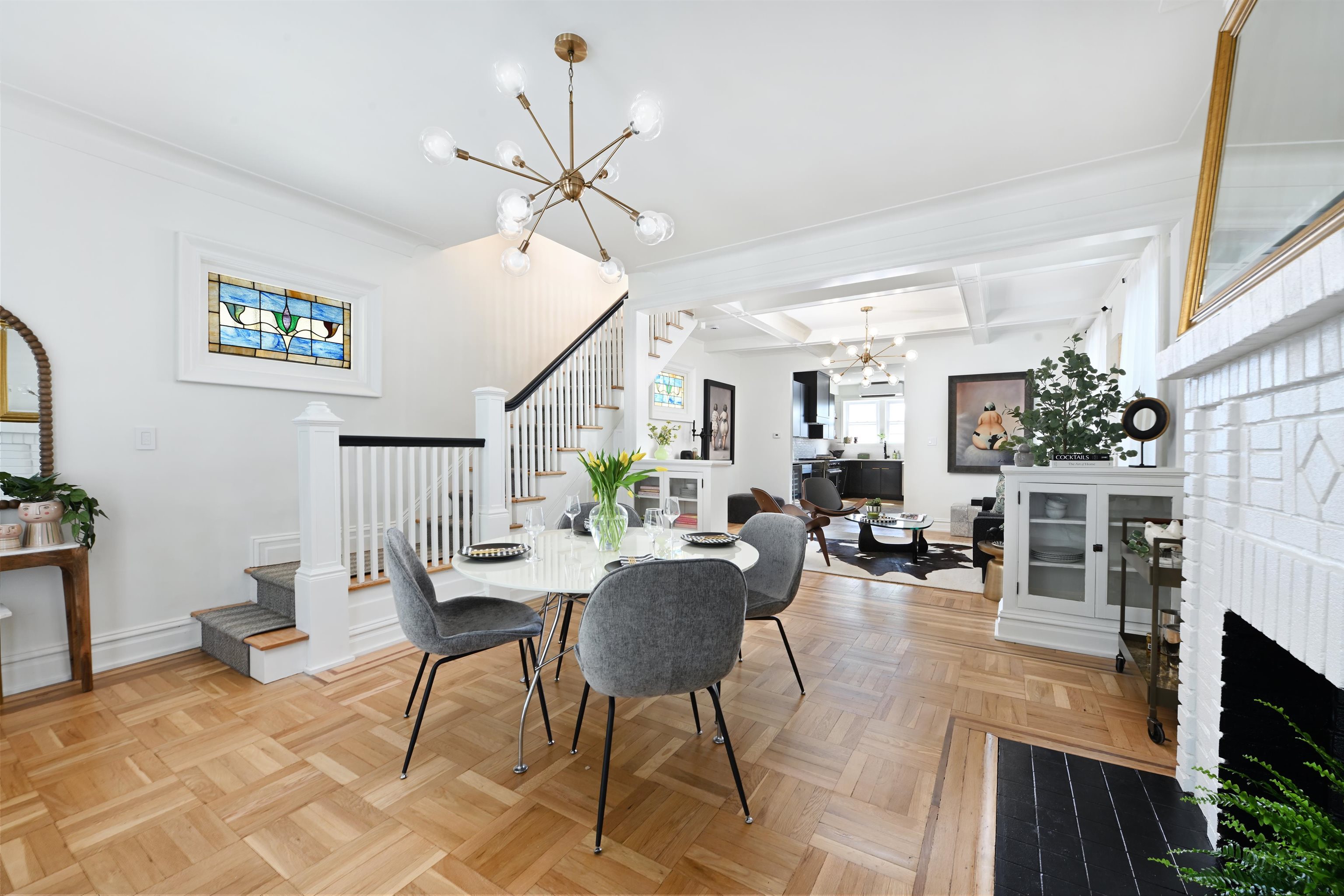 372 WEBSTER AVE