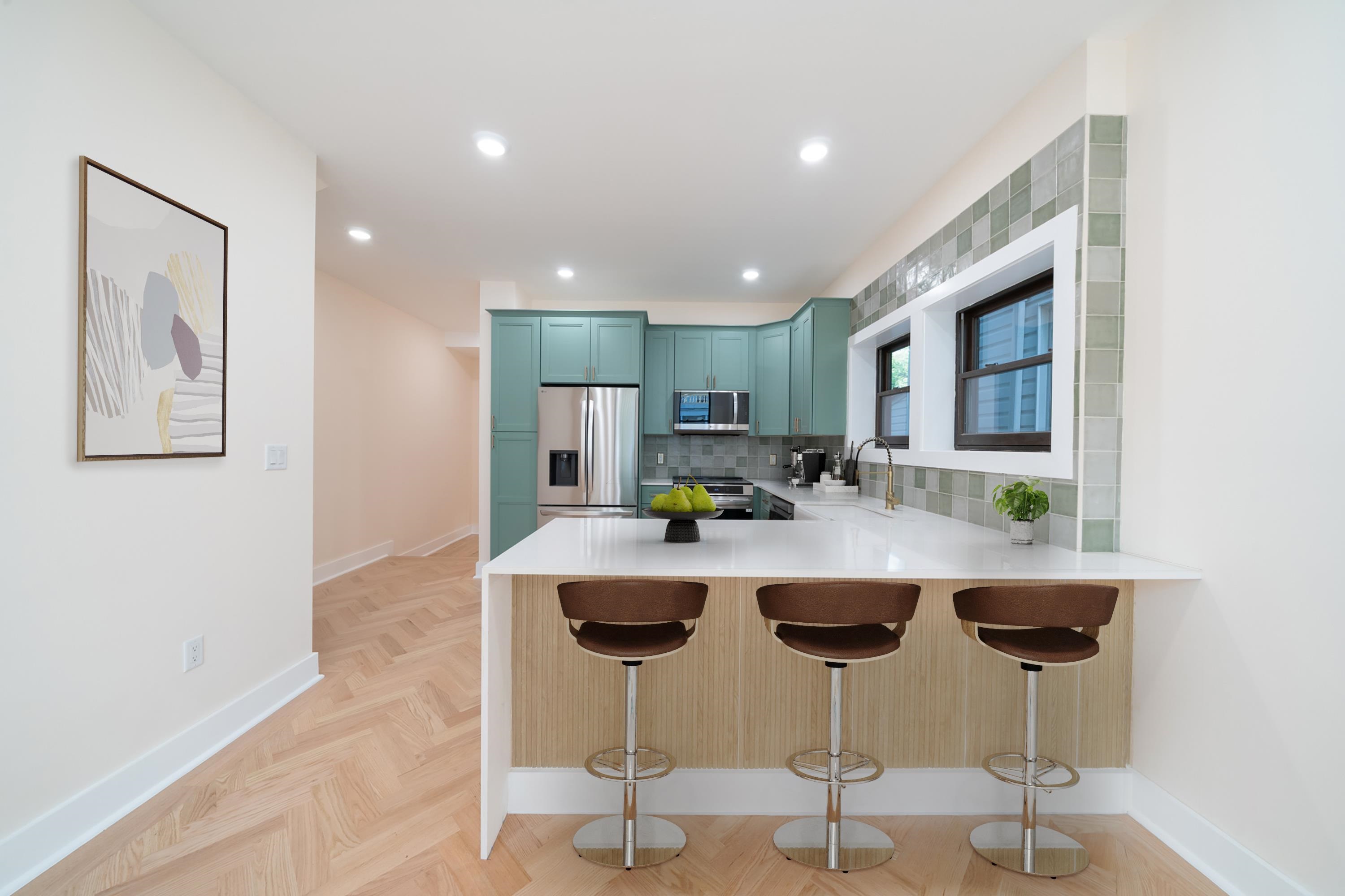 247 HARRISON AVE Unit: 1