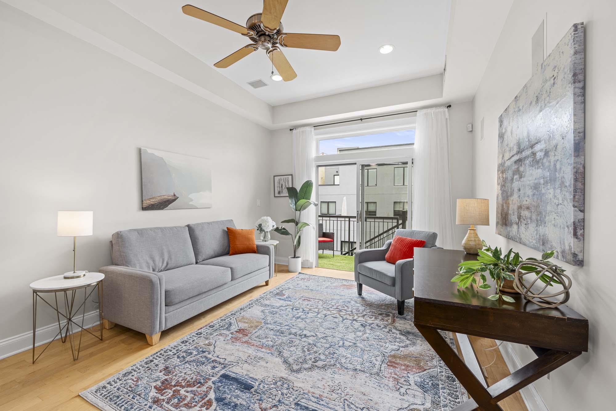 512 JEFFERSON ST Unit: 4R
