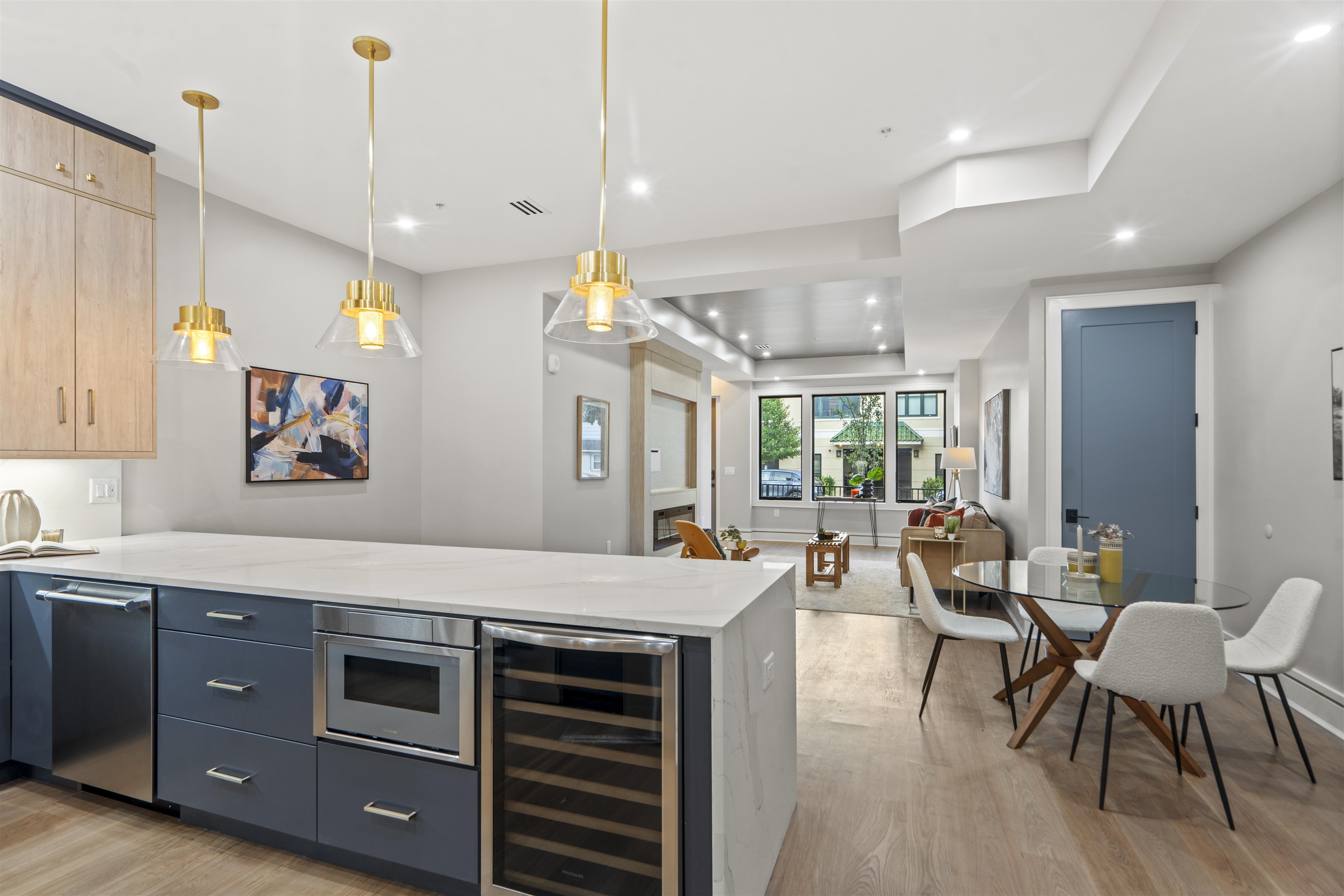 619 PALISADE AVE Unit: 2