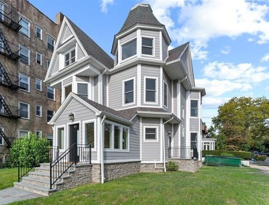 859 BLVD EAST