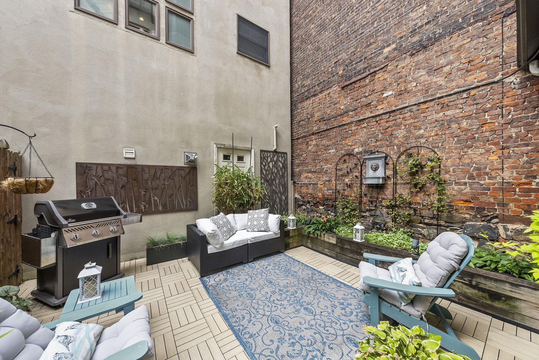 314 HUDSON ST Unit: 2