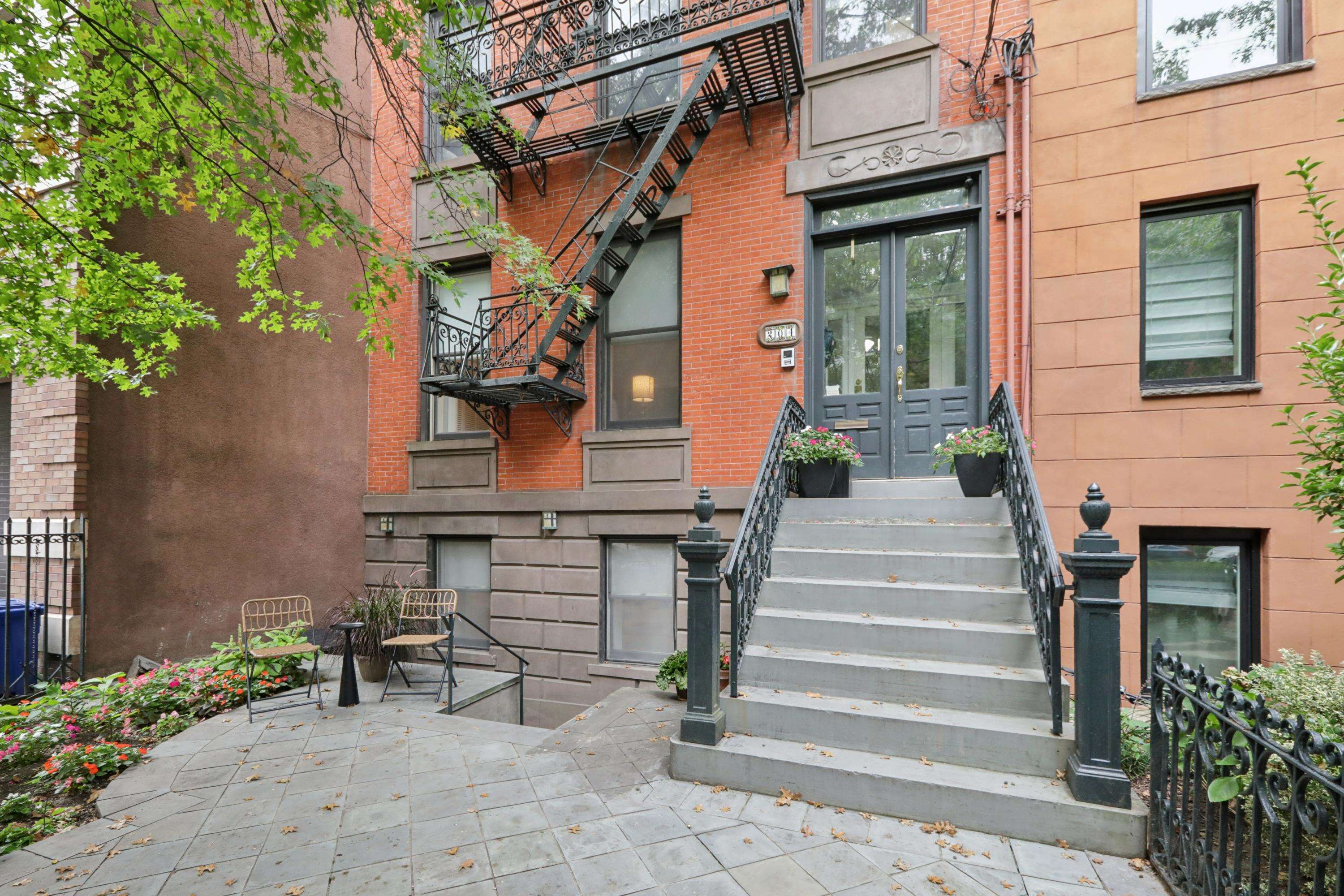 204 GARDEN ST Unit: 1
