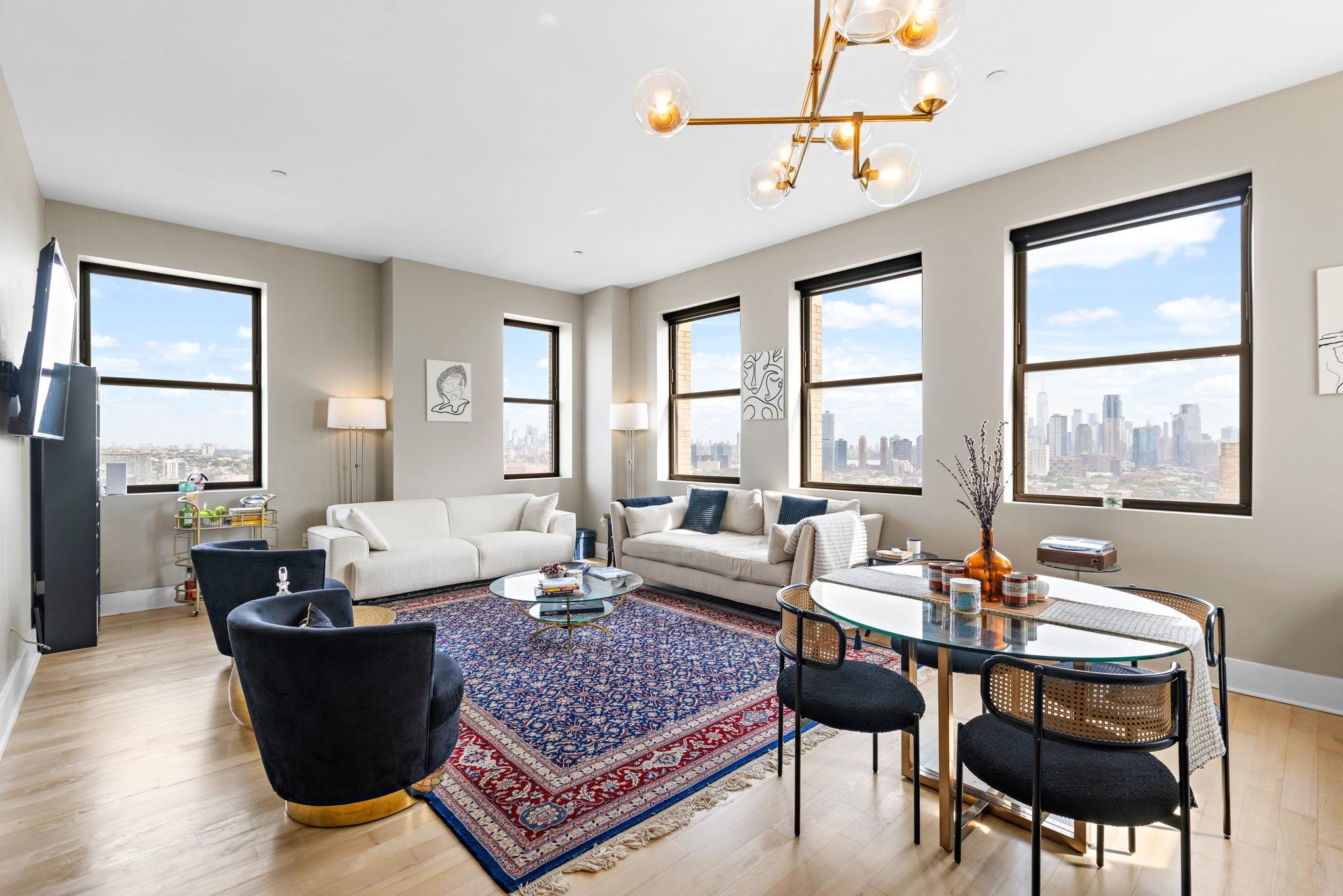 4 BEACON WAY Unit: 1802