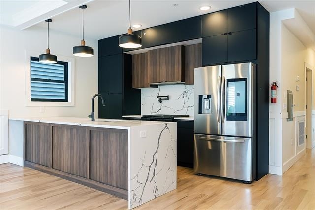 141 SHERMAN AVE Unit: 2