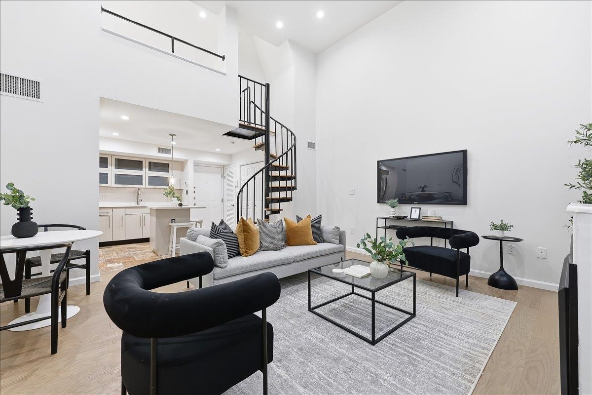 818 JEFFERSON ST Unit: 1C