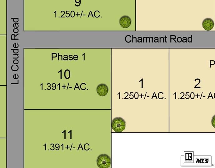 102 Charmant Road