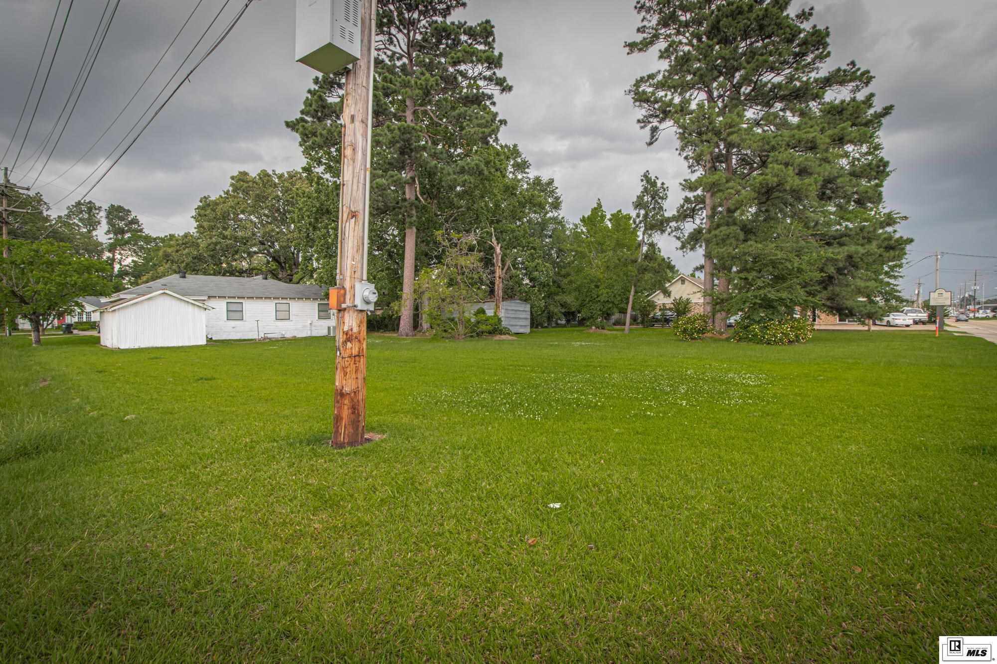221 Circle Drive