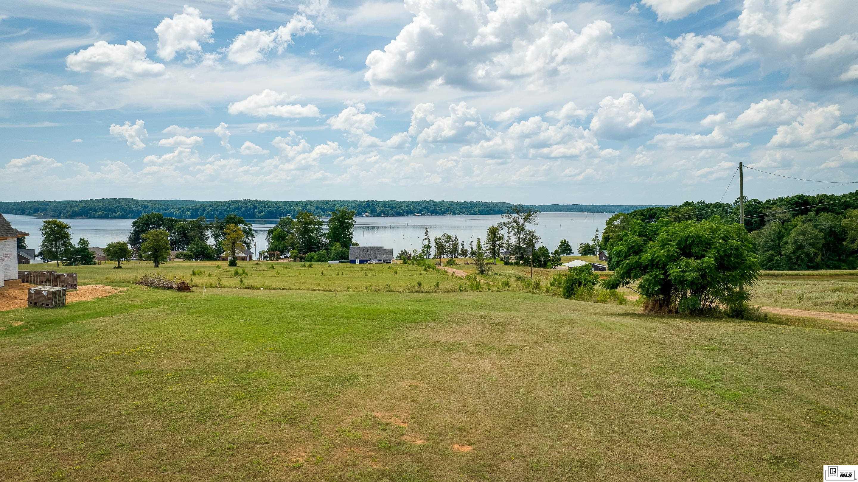 140 Eagle Point Trace