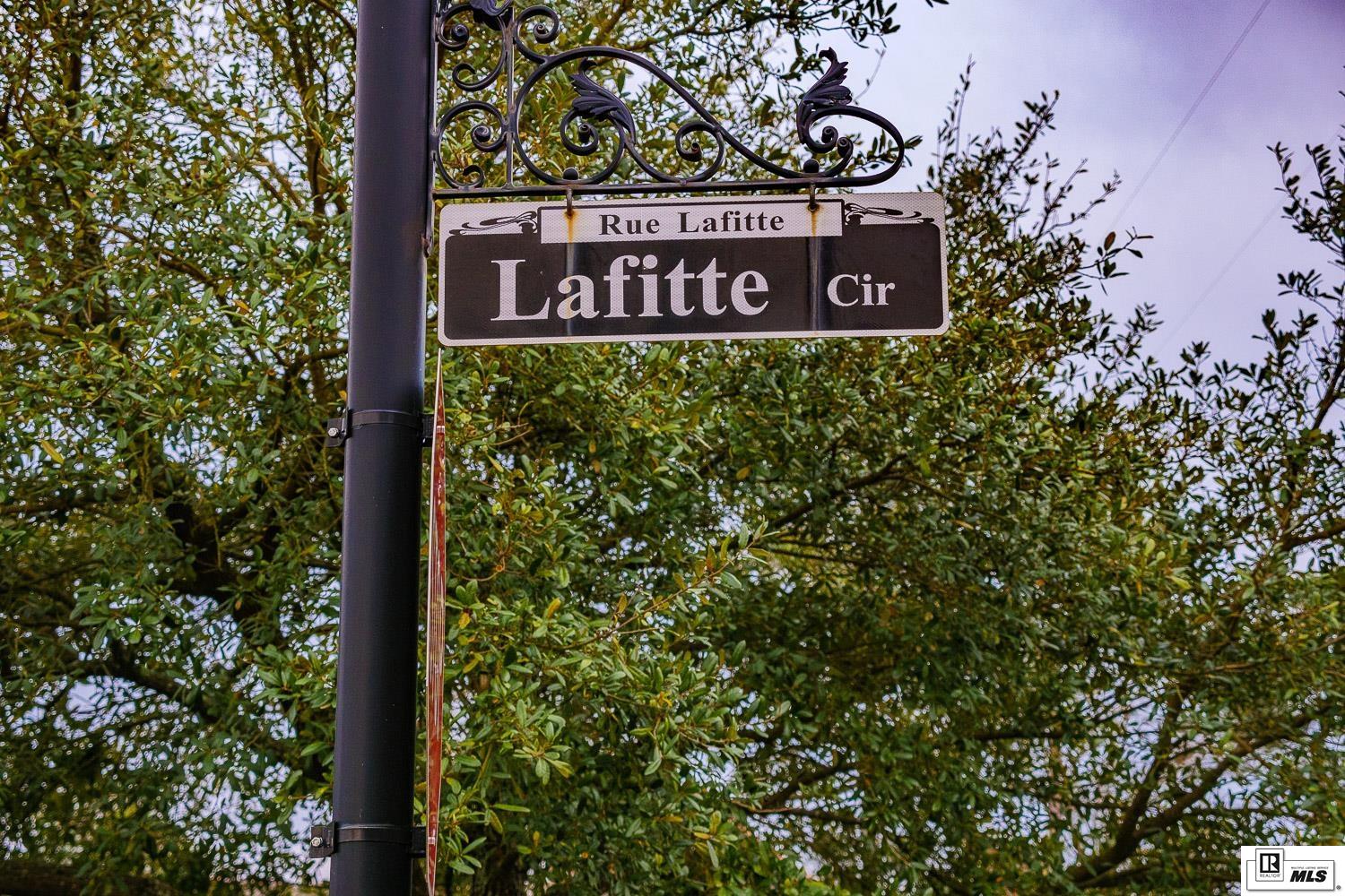 1532 Lafitte Circle