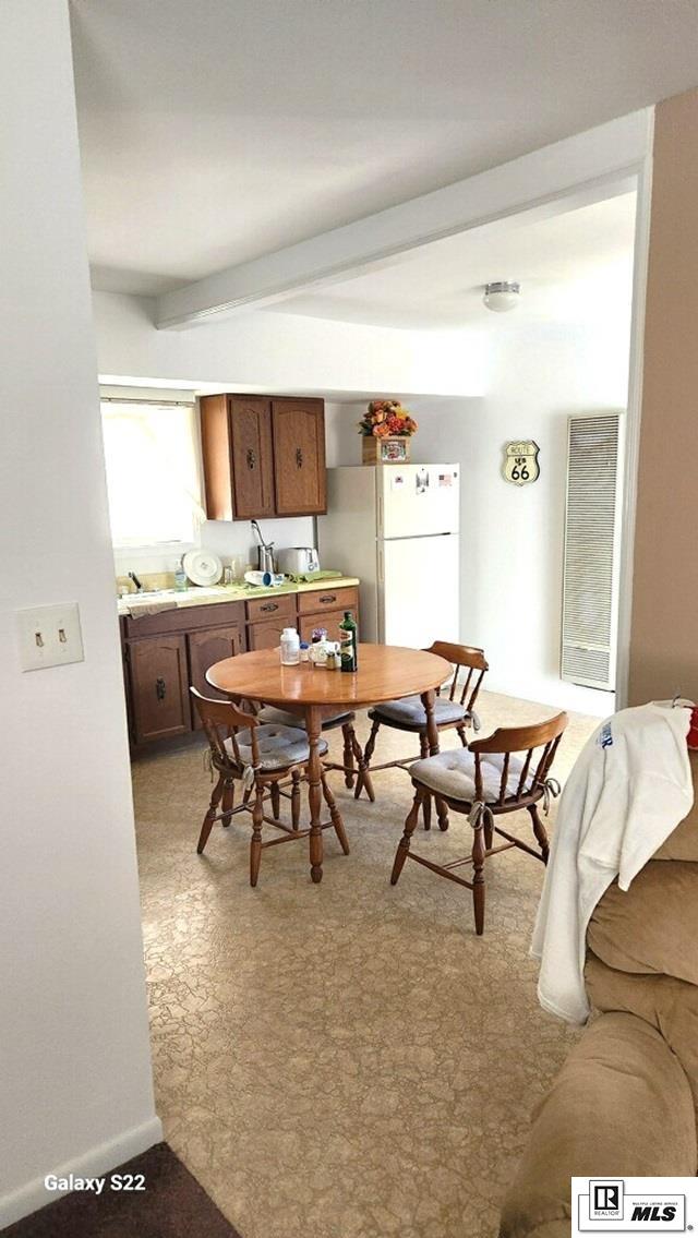 1241 Country Club Circle