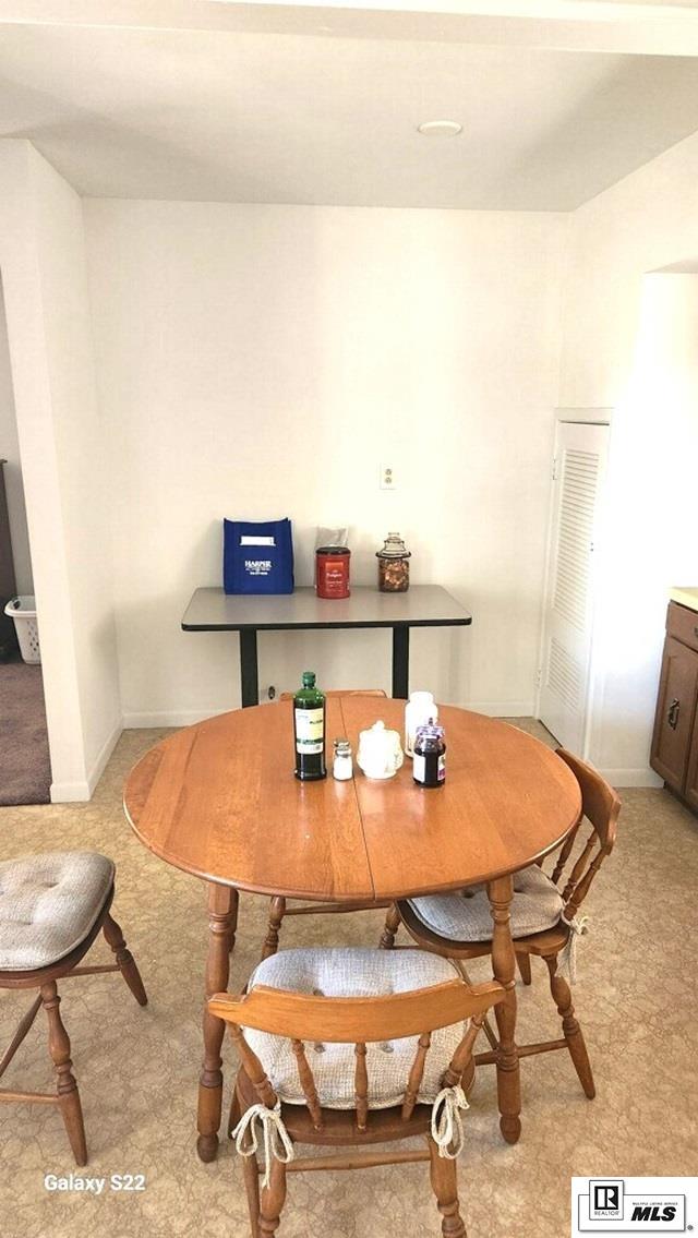 1241 Country Club Circle